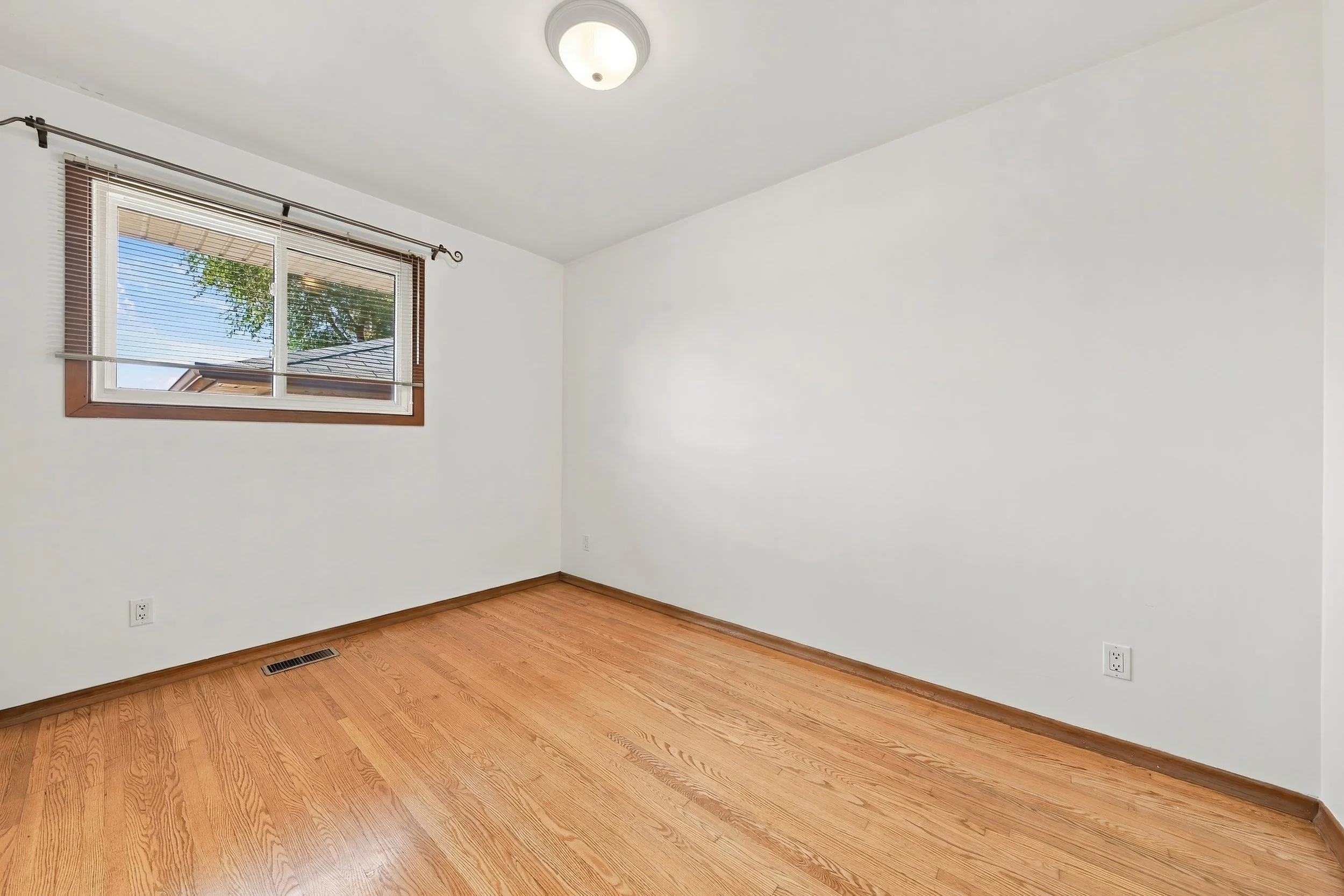 13 - 206 Warren Ave, Hamilton.jpg