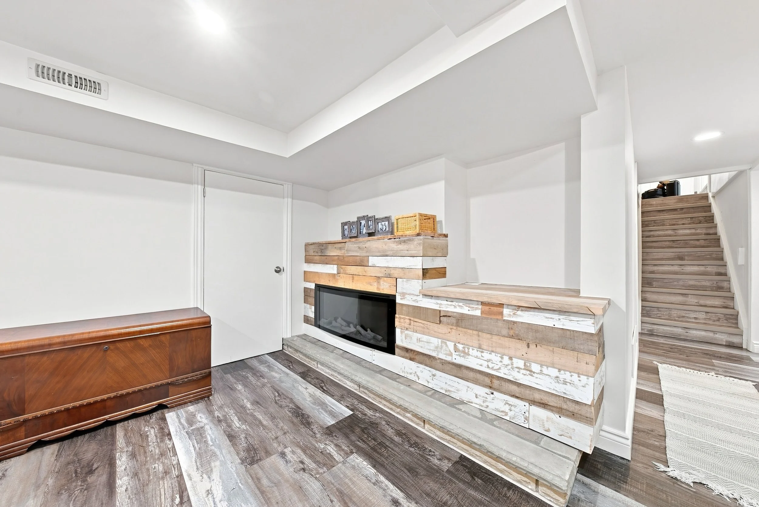23 - 83 Sour Springs Rd, Brantford.jpg
