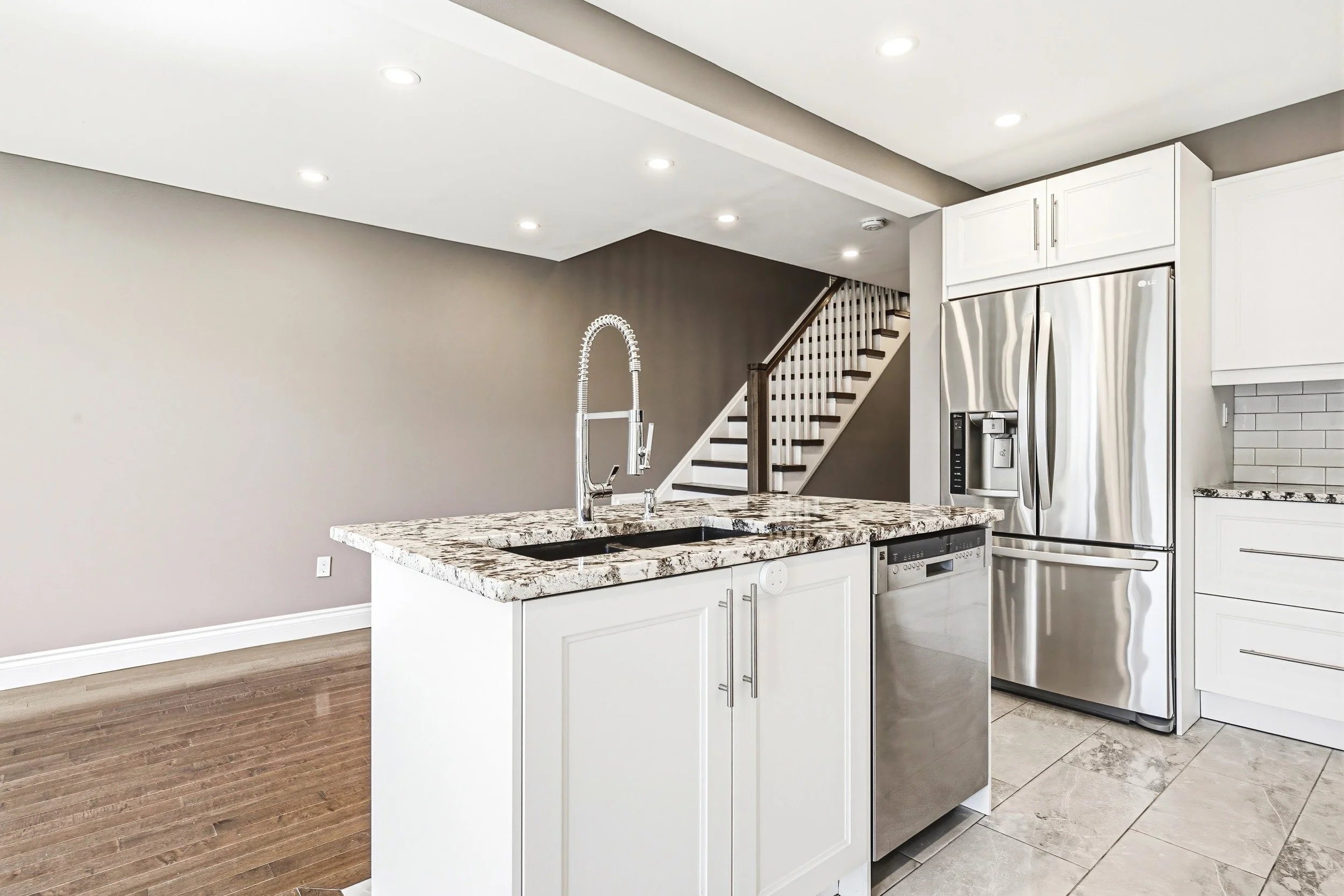 13 - 1000 Upper Paradise Rd #16, Hamilton.jpg