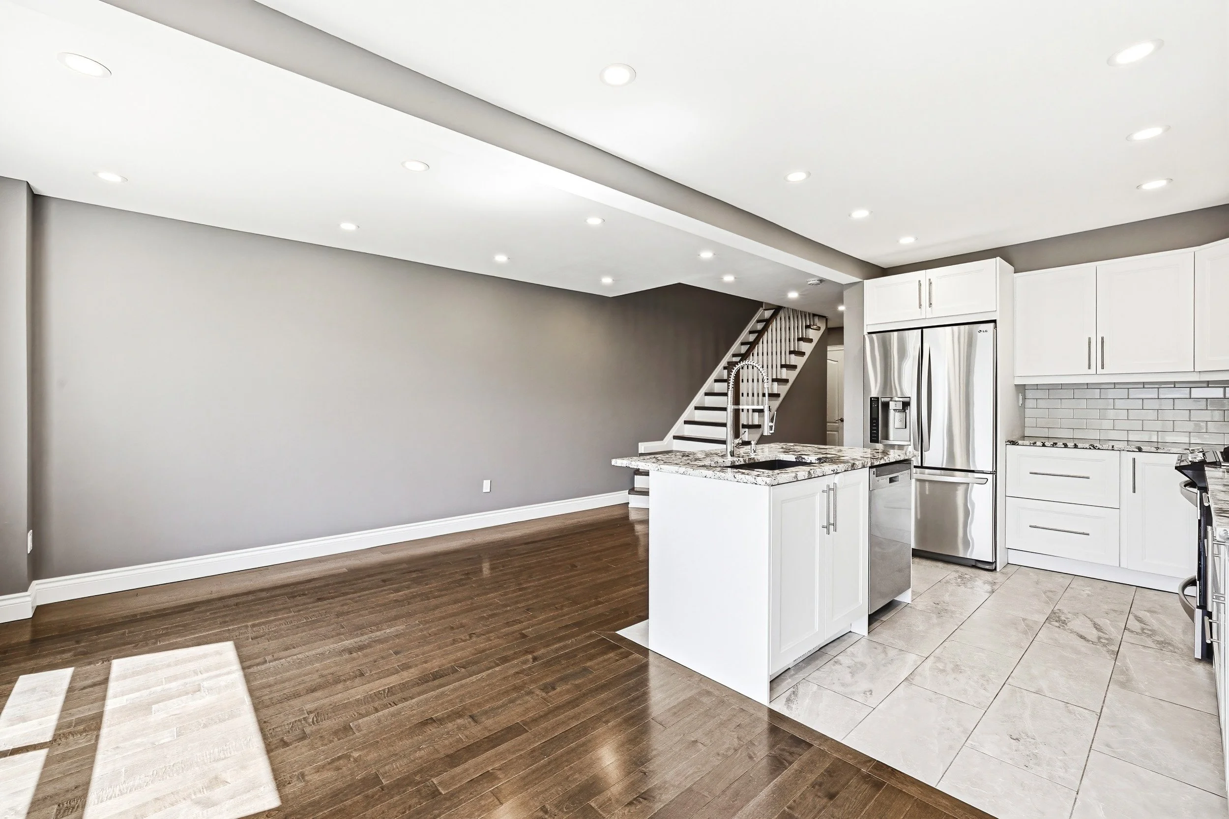 11 - 1000 Upper Paradise Rd #16, Hamilton.jpg