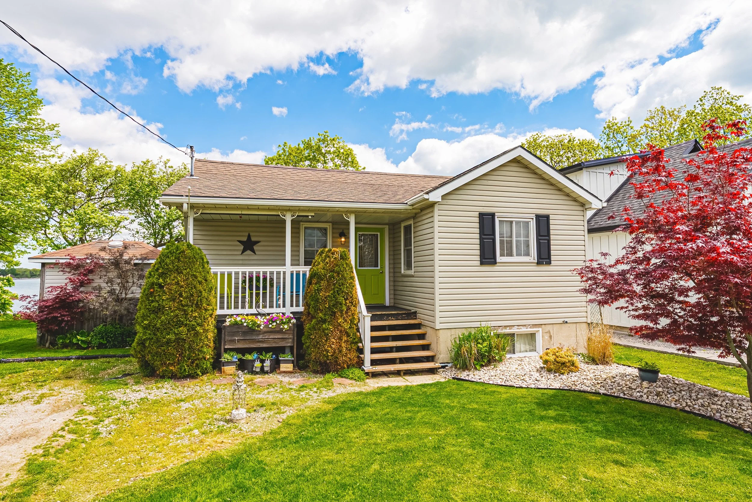 5 - 52 Wilcox Drive, Peacock Point.jpg
