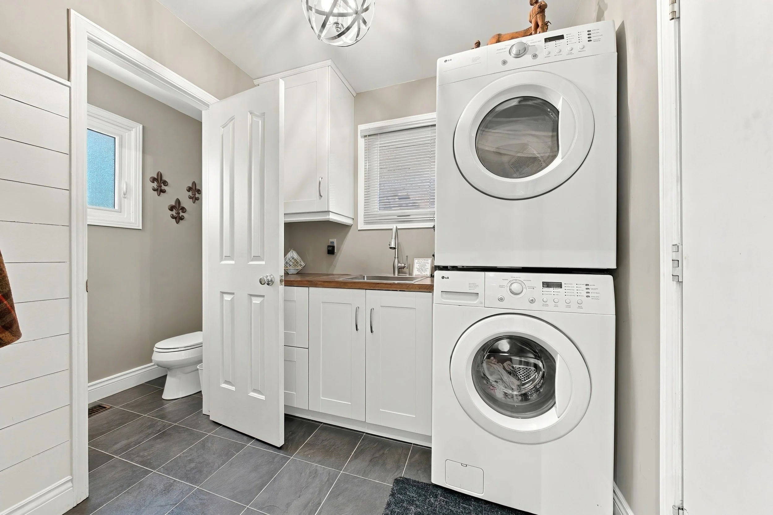 19 - 427 Melanie Cres, Ancaster.jpg