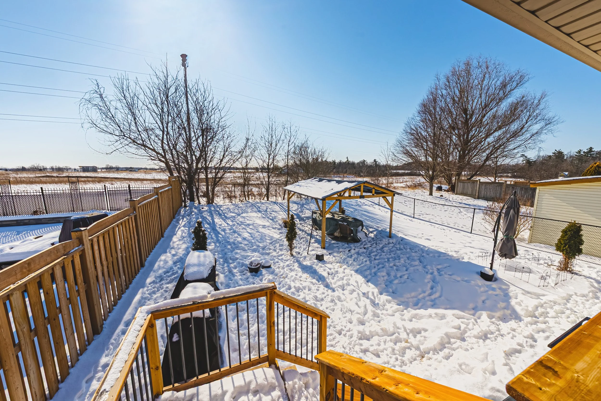 32 - 47 Fuller Dr, Caledonia.jpg