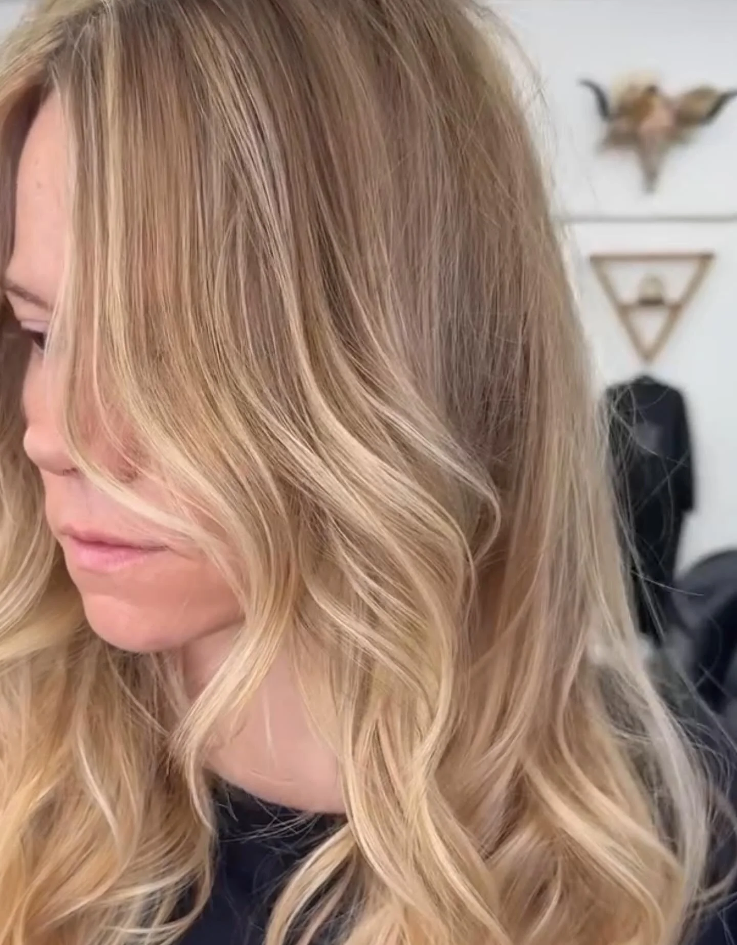 Close up of this cutie blonde 💫