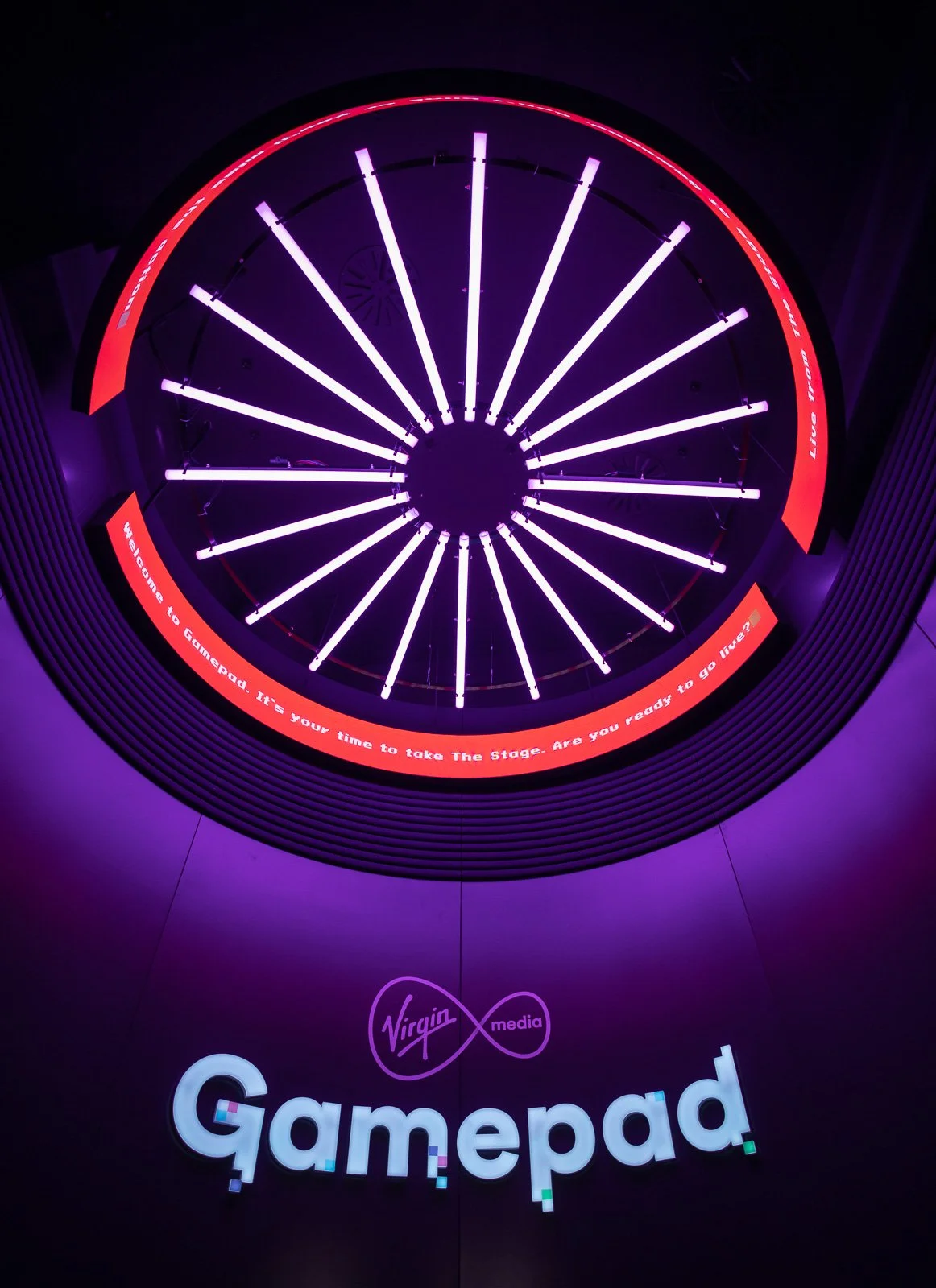 the stage 02.jpg