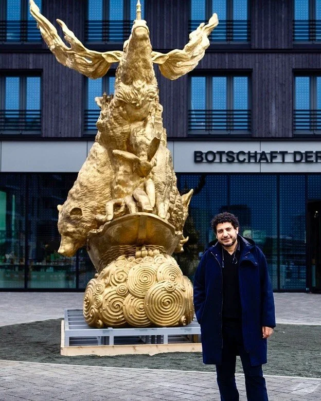 In Hamburg steht das h&ouml;chste Holzhochhaus Deutschlands mit 18 Stockwerken und einer H&ouml;he von 65 Metern, das von dem Hamburger Architekturb&uuml;ro St&ouml;rmer, Murphy and Partners entworfen wurde. Als eine der Eigent&uuml;merinnen lobte di