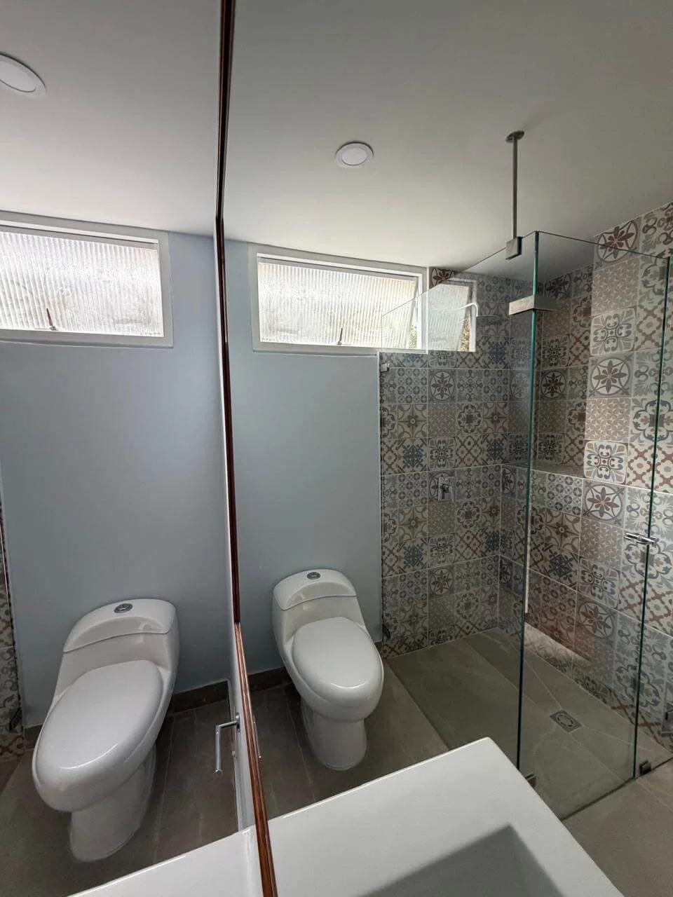 Diseño Interior_Bliss Home Design_Mariana Jaramillo_Proyecto Casa 77 Baño 1_.jpeg
