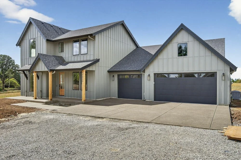The home and garage — Carus Road.