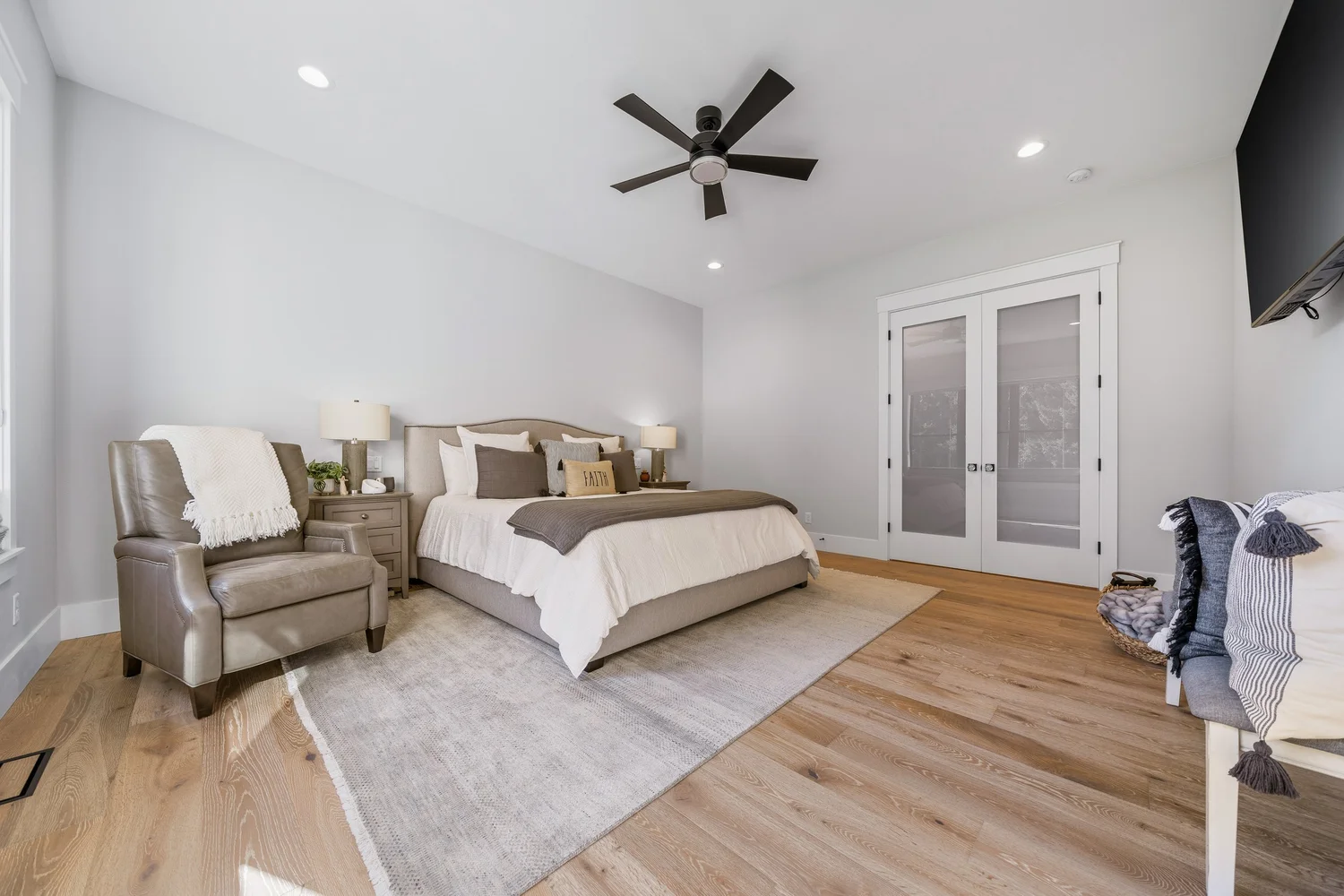 The bedroom and ensuite — Generations at Meridian.