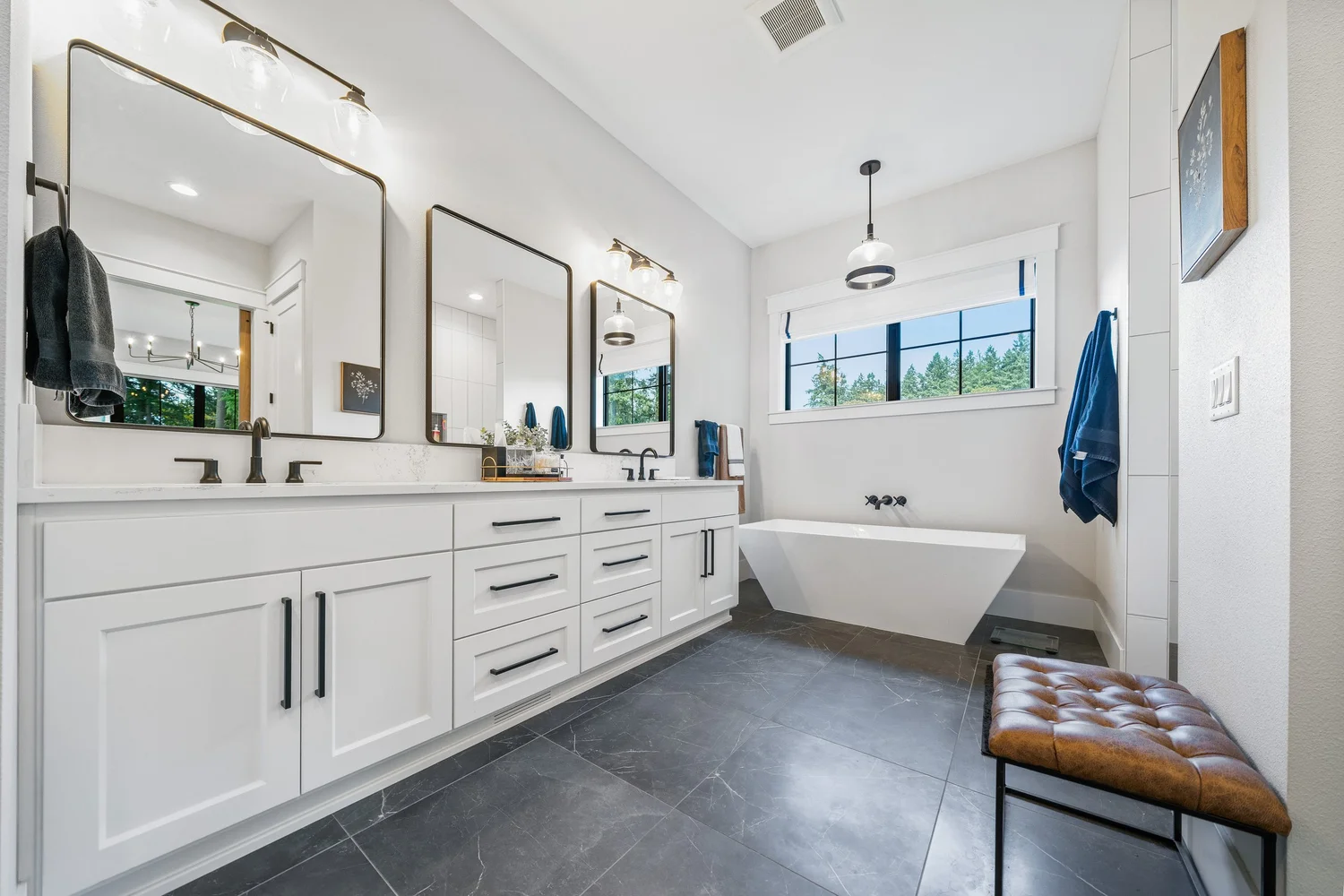 The primary bathroom and tub — Generations at Meridian.