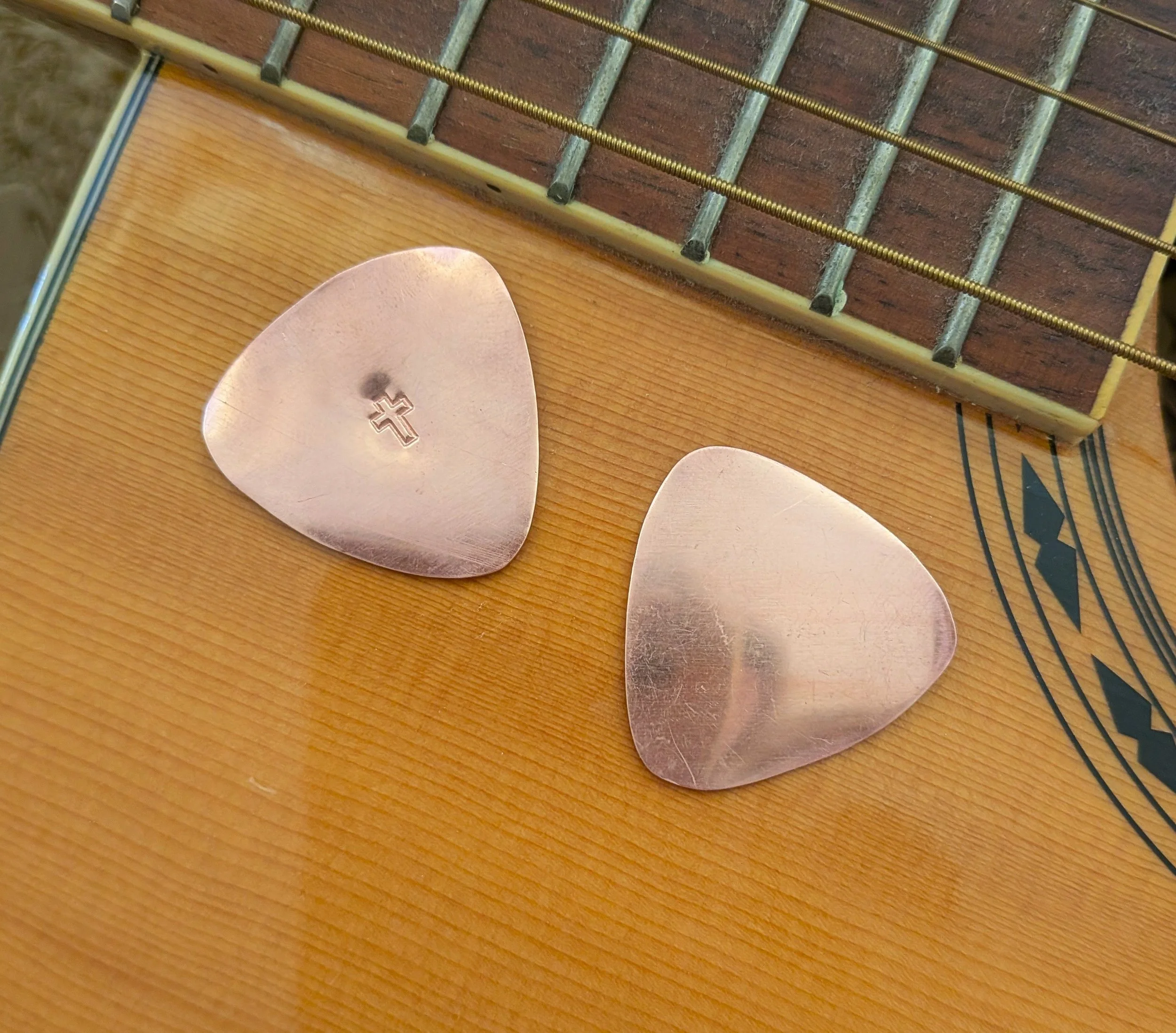 guitar picks.jpg