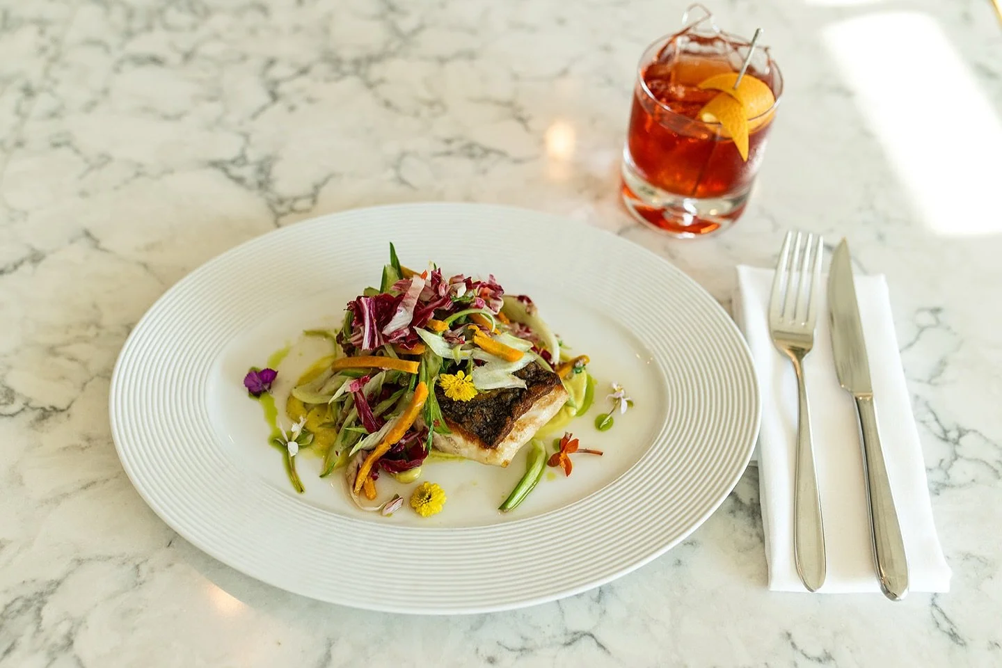 Join us for a delicious two-course lunch, served Wednesday through Sunday from 12:00 PM to 2:30 PM.
Dinner service begins at 5:00 PM (4:00 PM on Sunday) — we can’t wait to welcome you!
#lucastonybrook