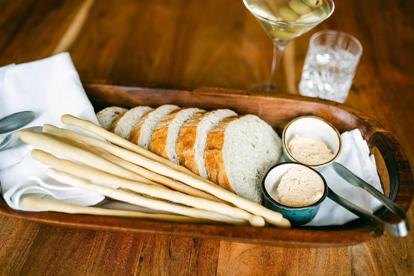 Freshly Baked Artisan Bread ✨
Savor the taste of our handcrafted bread, baked fresh each day.
Join us for a two course Lunch, Wednesday- Sunday from 12-2:30.
Dinner at 5:00, Tuesday-Saturday—Sunday at 4:00
#lucastonybrook