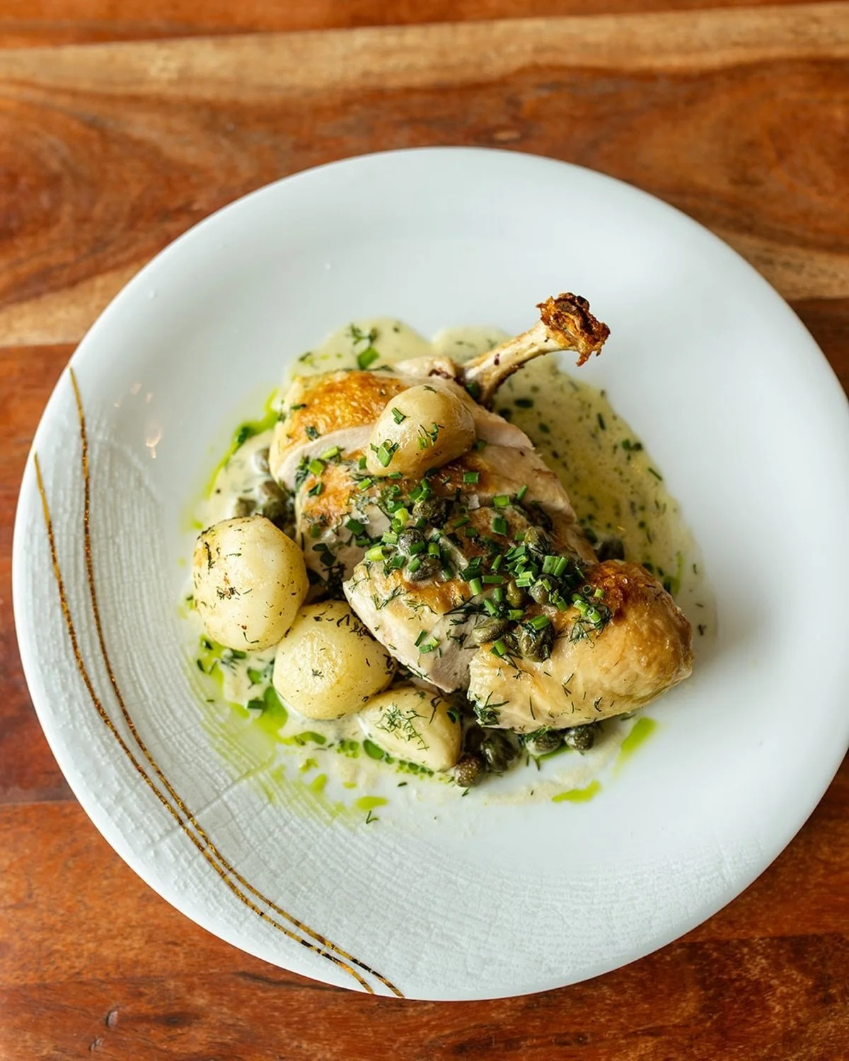 Roasted Chicken ✨
Crispy, comforting, and beautifully balanced &mdash;
finished with cr&egrave;me fra&icirc;che, fingerling potatoes, fresh chives, and jus.

Join us Friday through Sunday for lunch and dinner at Luca Stony Brook.

Friday &amp; Saturd