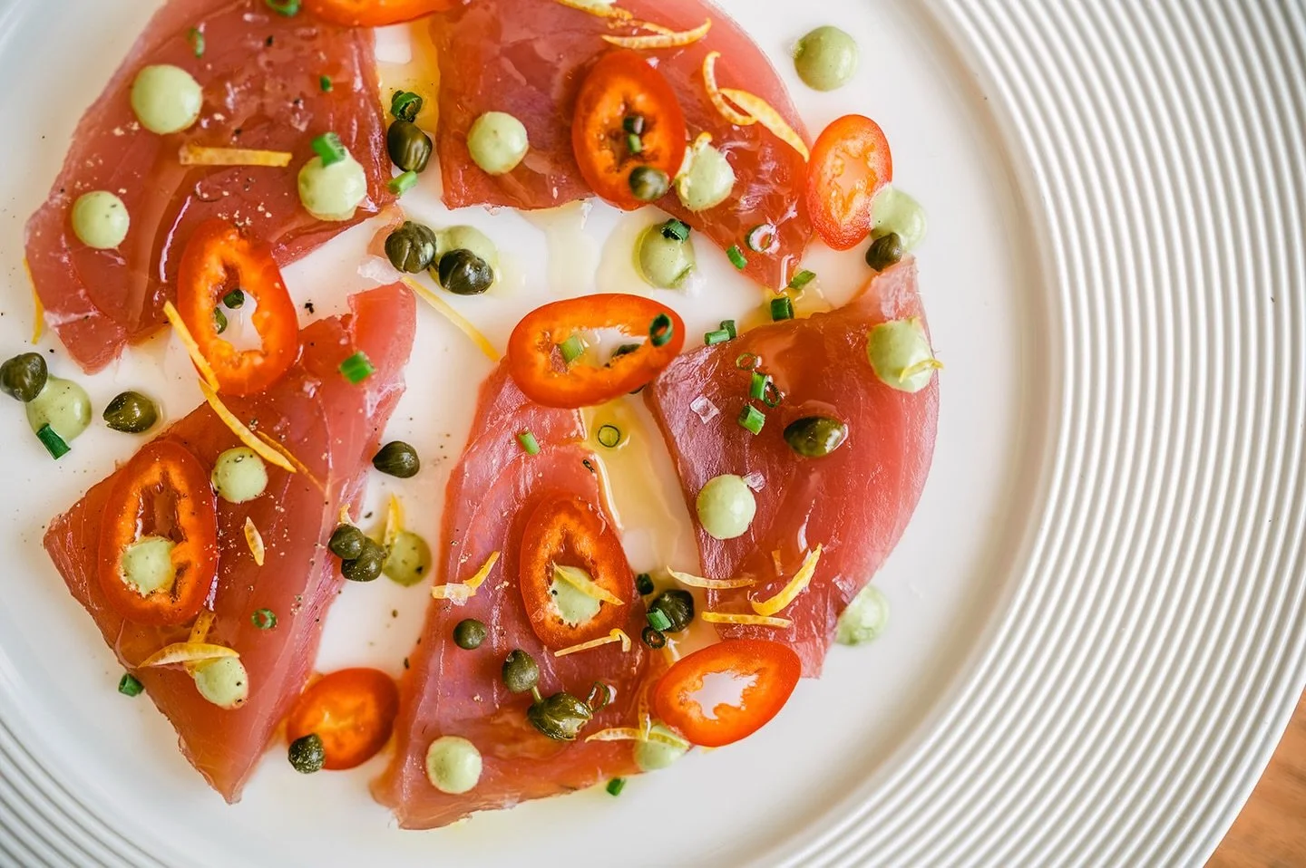 Montauk Tuna Carpaccio ✨

Fresno chili &bull; chickpeas &bull; basil &bull; capers
Fresh, light, and coastal.

#lucastonybrook