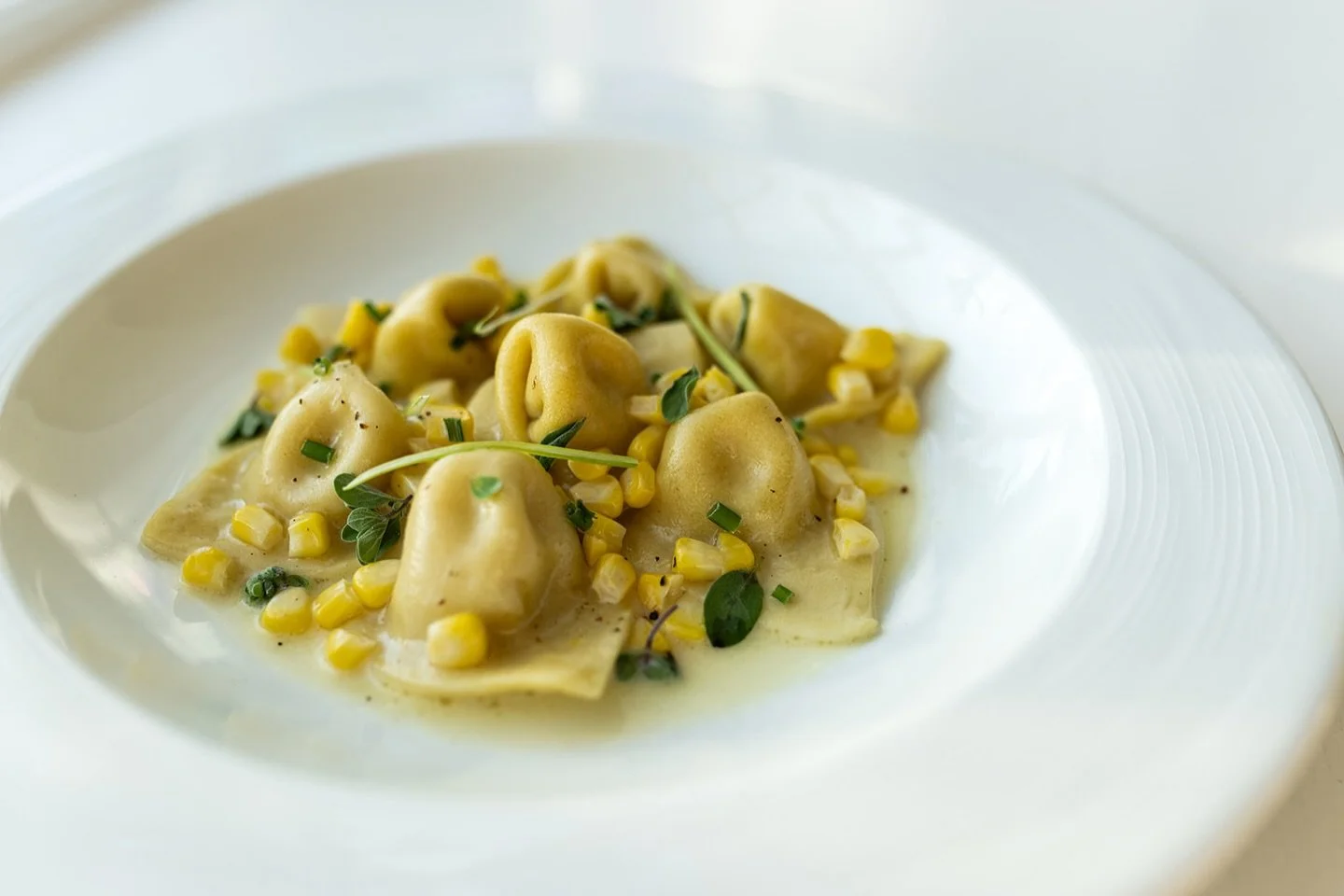 Corn Cappelletti ✨

Light, delicate pasta paired with creamy stracciatella, bright lemon butter, and fragrant marjoram.

Lunch 12:00&ndash;2:30
Dinner from 5:00

#lucastonybrook
