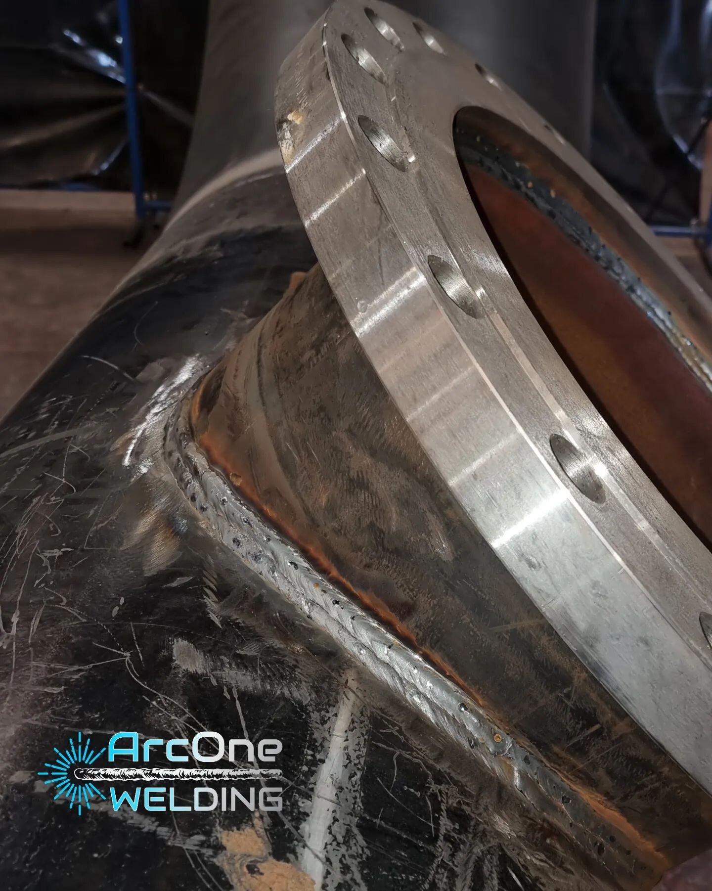 Not the biggest pipe ive ever made but its still impressive none the less, 24&quot; pipe with an 18&quot; square branch.
 ●
●
○
○
●
○
#welding #pipewelder #weldporn #migwelding #weldernation #welder #welderzone #weldernation #weldporn&nbsp;#welding #