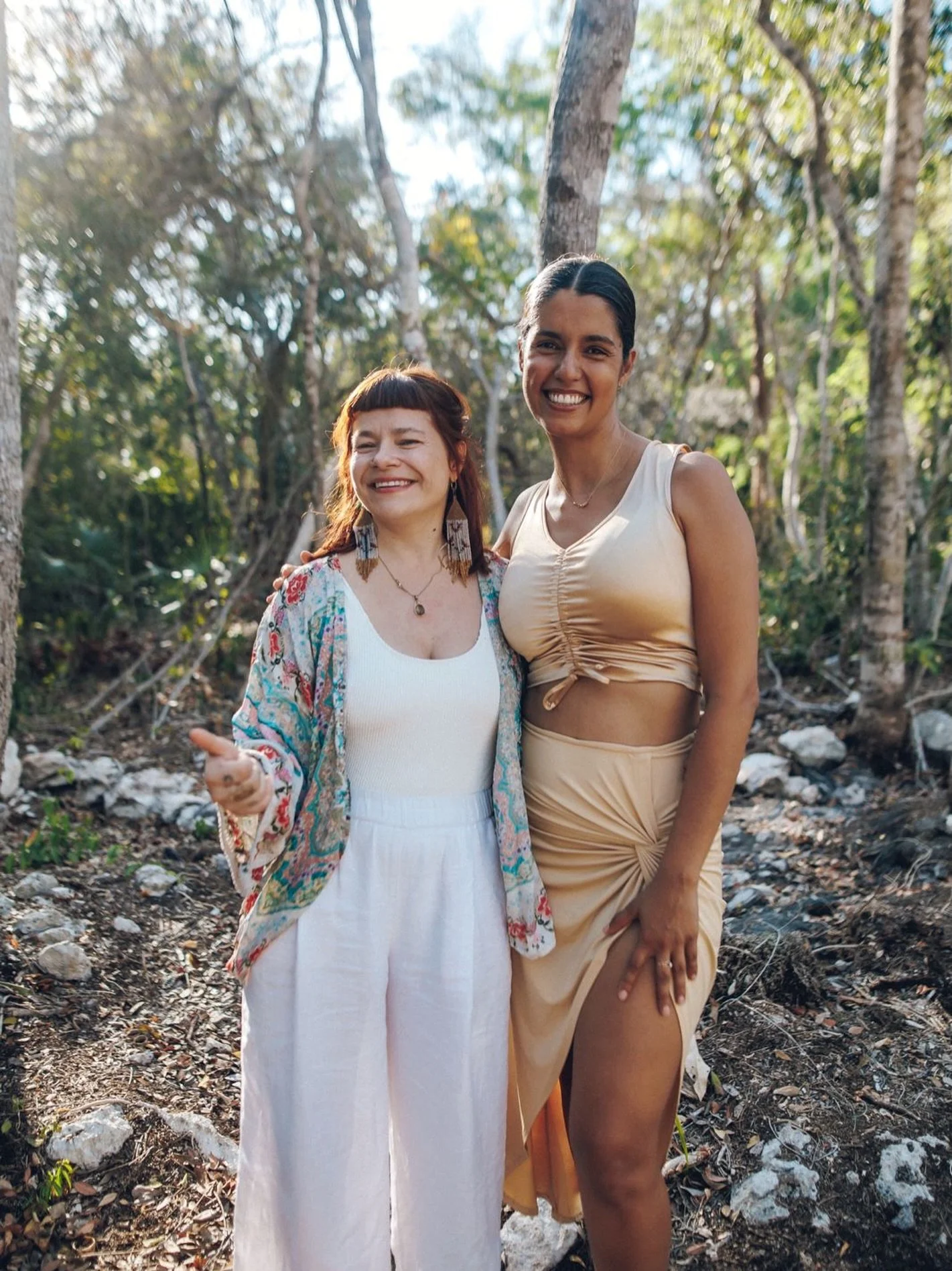 Behind every unforgettable proposal, there&rsquo;s a little bit of magic&hellip; and a lot of teamwork. ✨

Meet your proposal partners in crime: Karina and Pili.

Karina is usually the first person you&rsquo;ll meet on this journey. She takes the tim