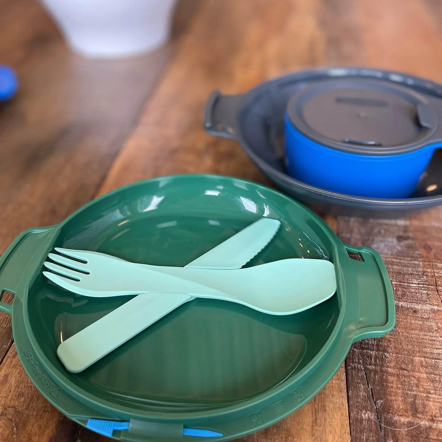 Mess kits don&rsquo;t have to be messy. The GoKit+ keeps your fork, spoon, knife, cup, and toothpick tucked away with zero rattle - neatly nested inside a bowl and plate. Your pack stays quiet, your gear stays clean.