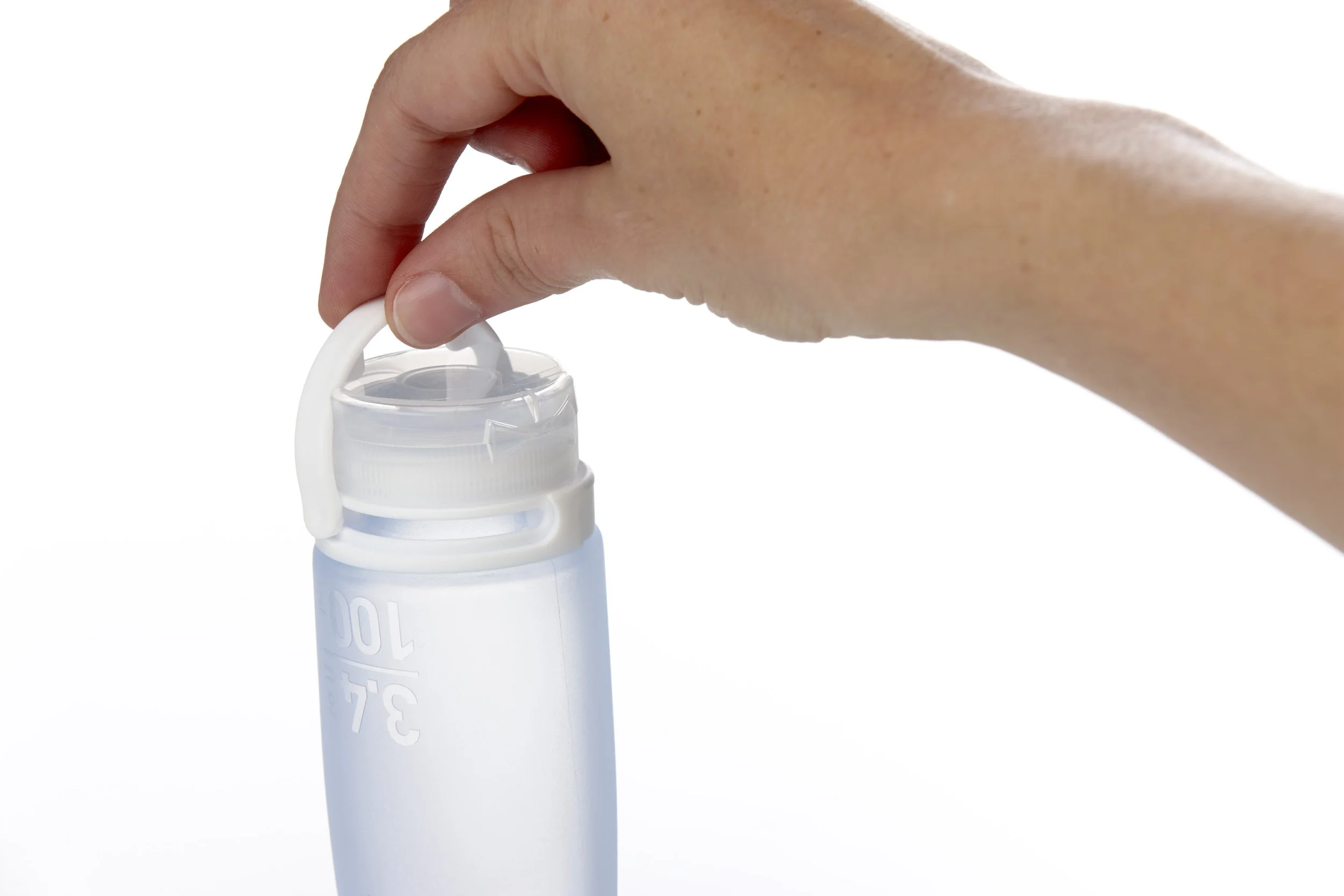 GoToob Medium Cap with handle on Bottle