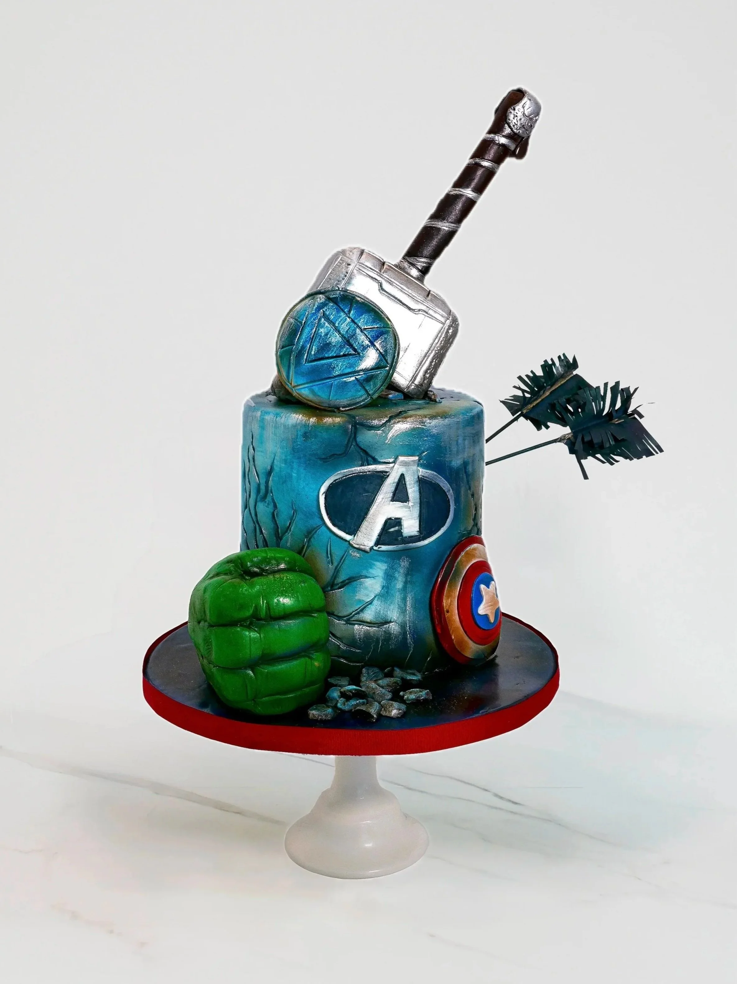 Avengers%2BCake%2Bby%2BEmporio.jpg