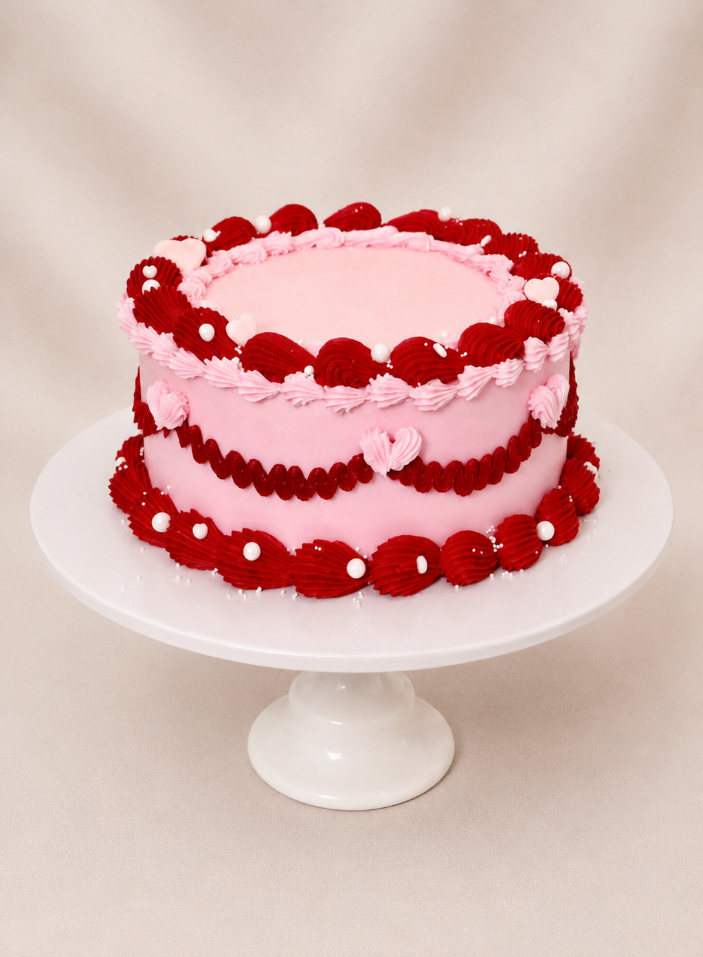 Pink & Red Vintage Cake by Emporio.png