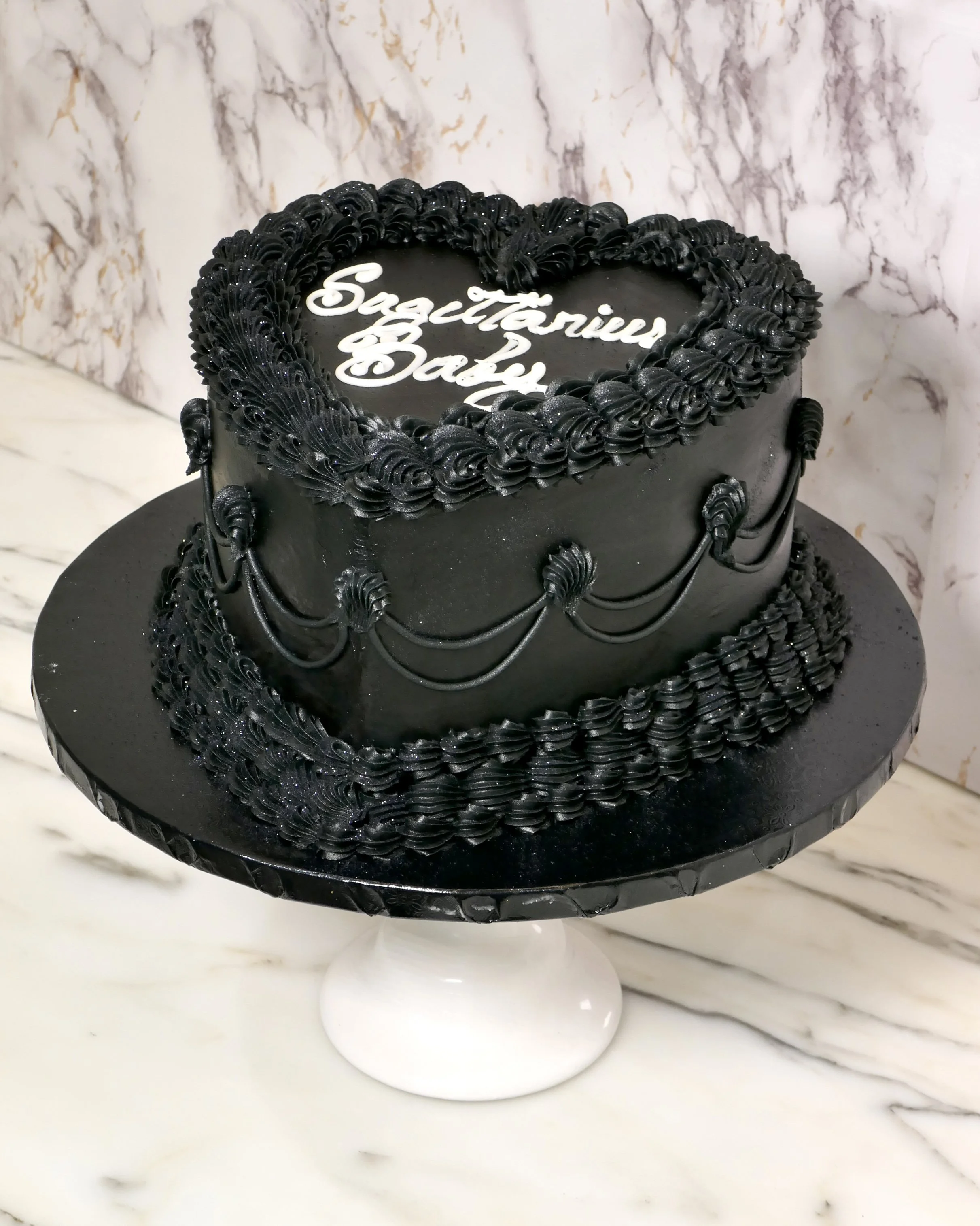 Black Heart Vintage Cake by Emporio.jpg
