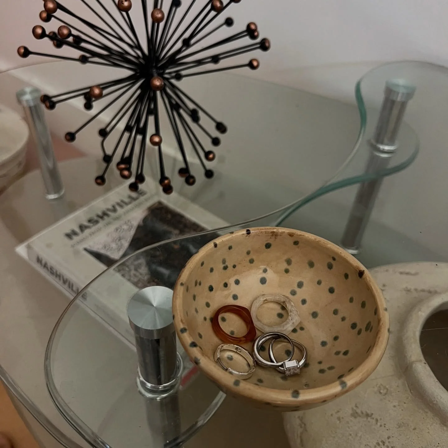 just a homebody, okay?!

#chattanoogaceramics #smallbatchceramics #chattanoogaartist #tennesseeartist