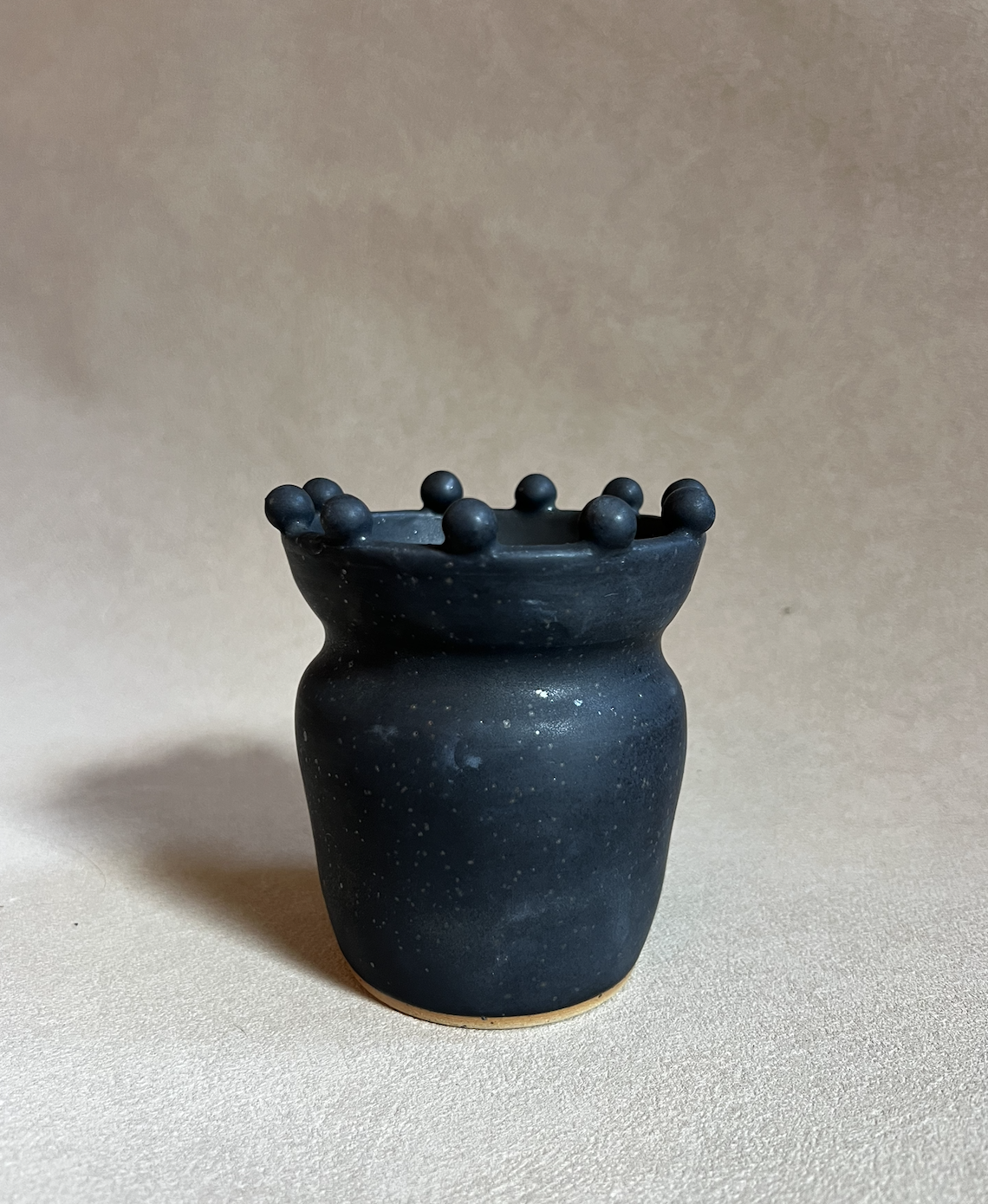 Vase in Matte Black