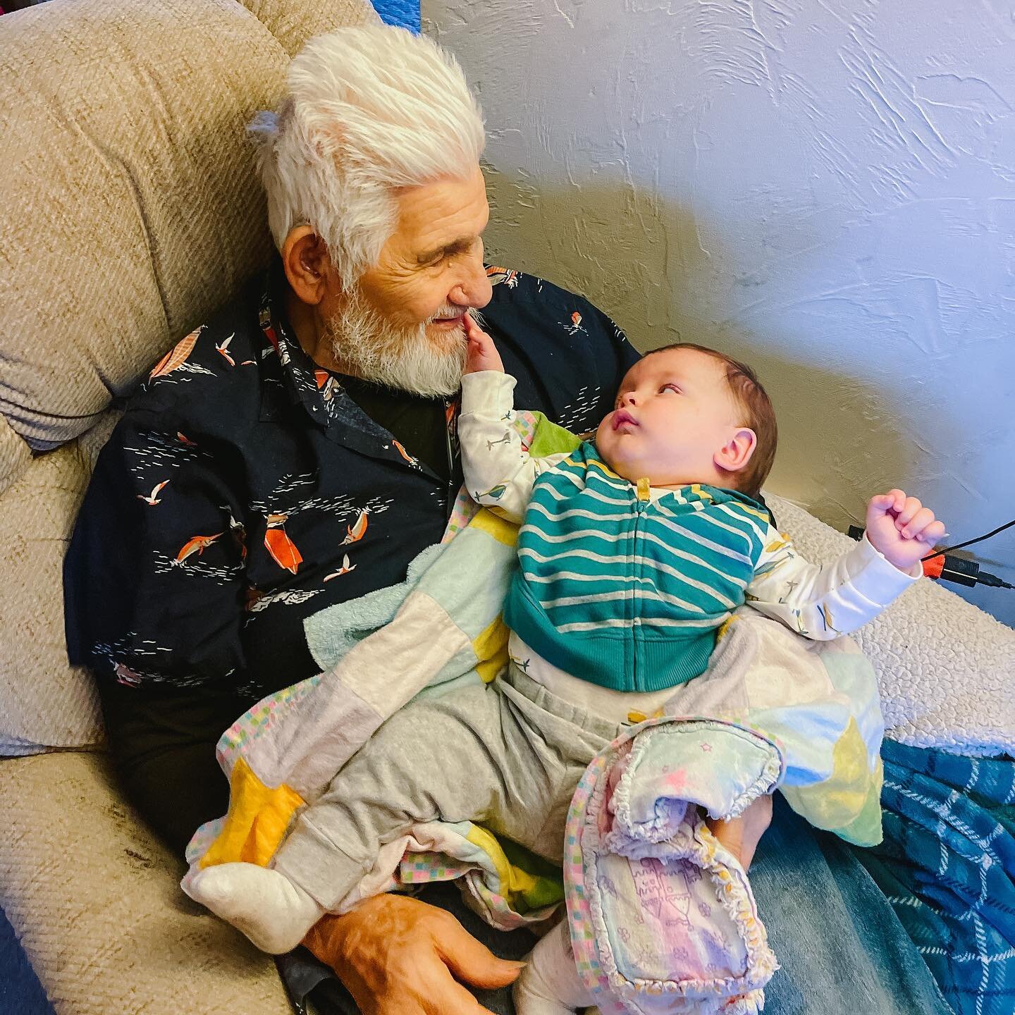 Highlight of the day was the senior Theodore (my grandpa) meeting the young Theodore. I&rsquo;m so happy they finally to meet. It was a good time seeing family today. 

#family #thanksgiving #thankful #momlife