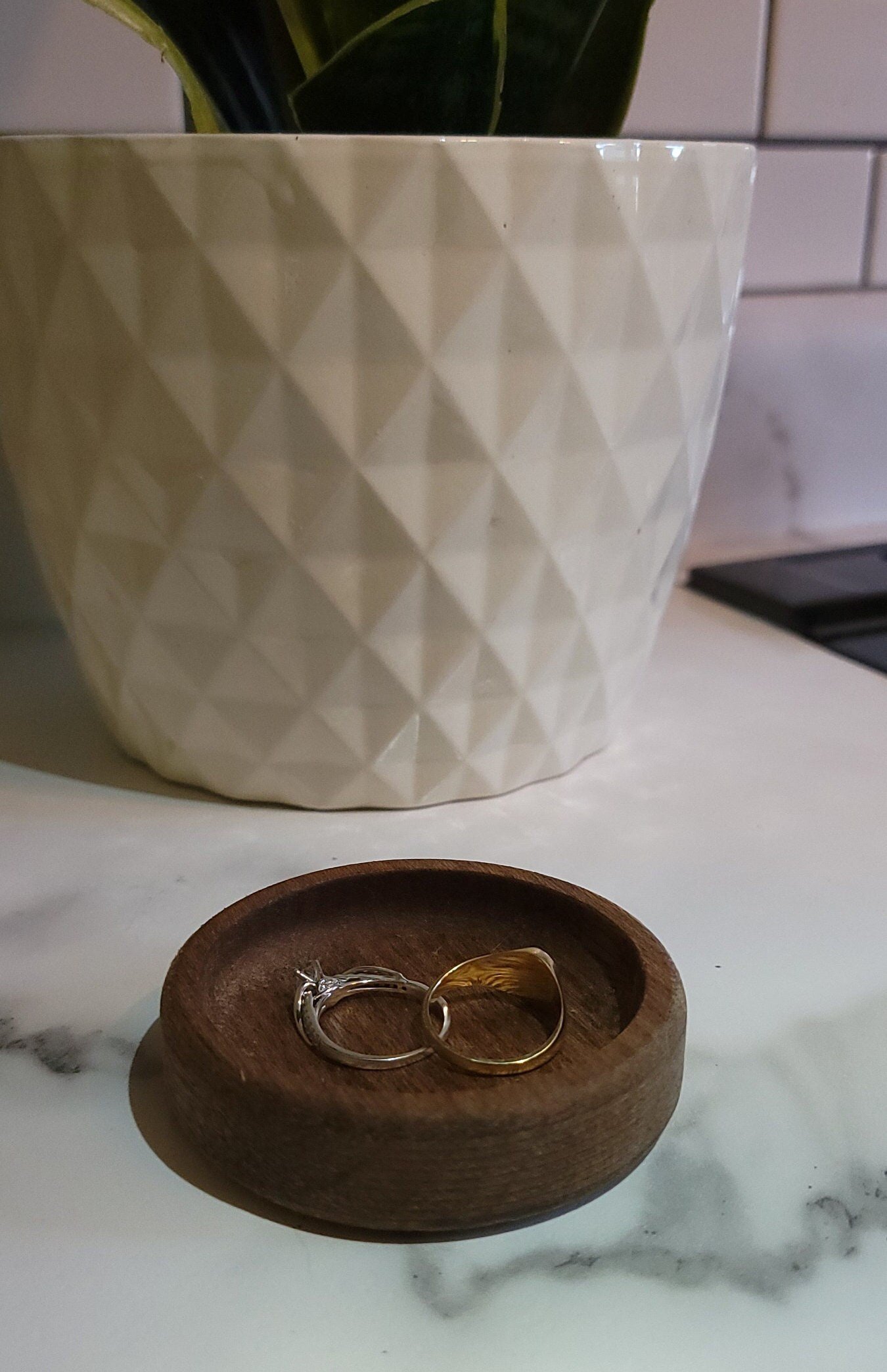 https://i.etsystatic.com/35847648/r/il/207fb2/4025437851/il_fullxfull.4025437851_hh0i.jpg