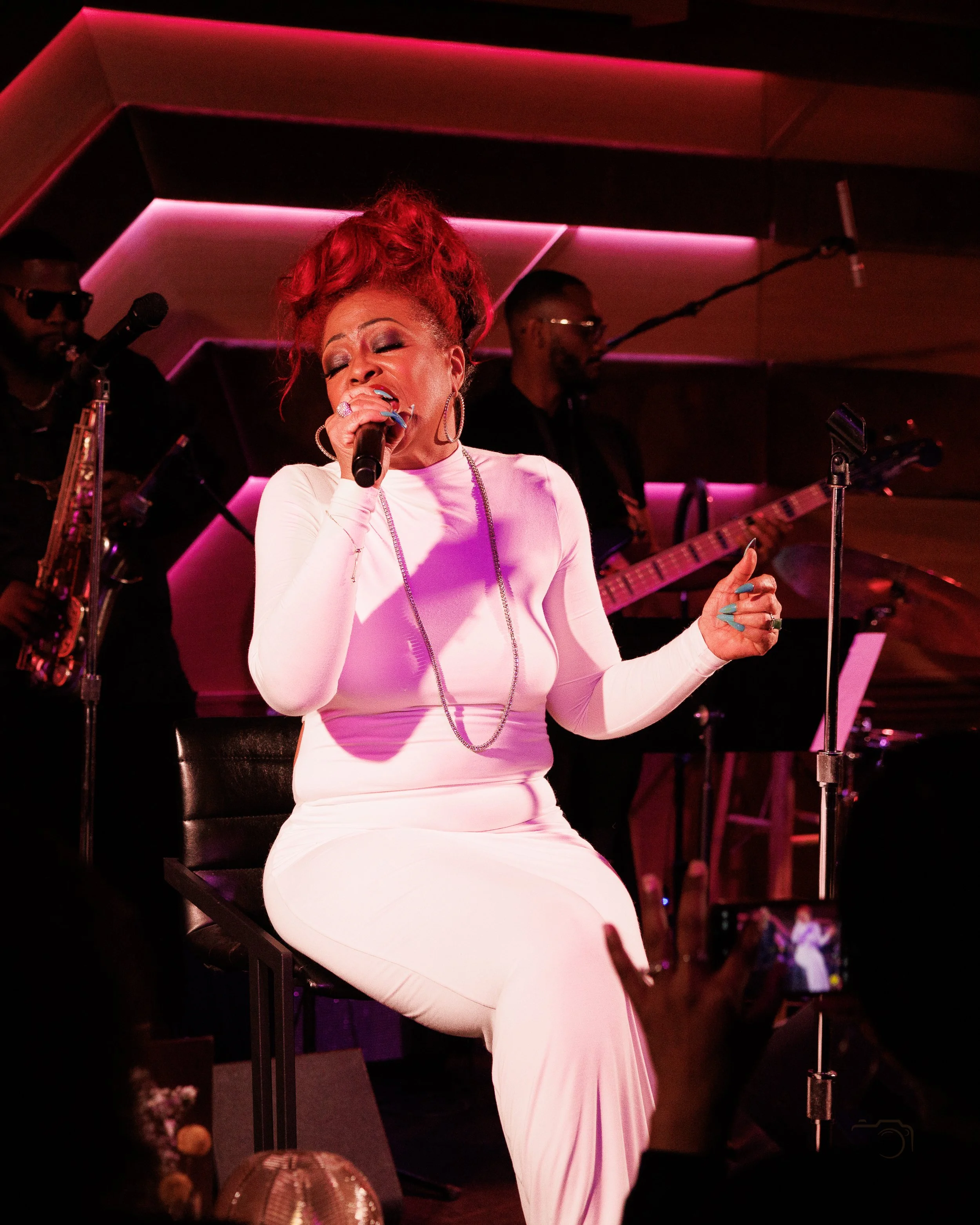 Miki Howard - The Sun Rose