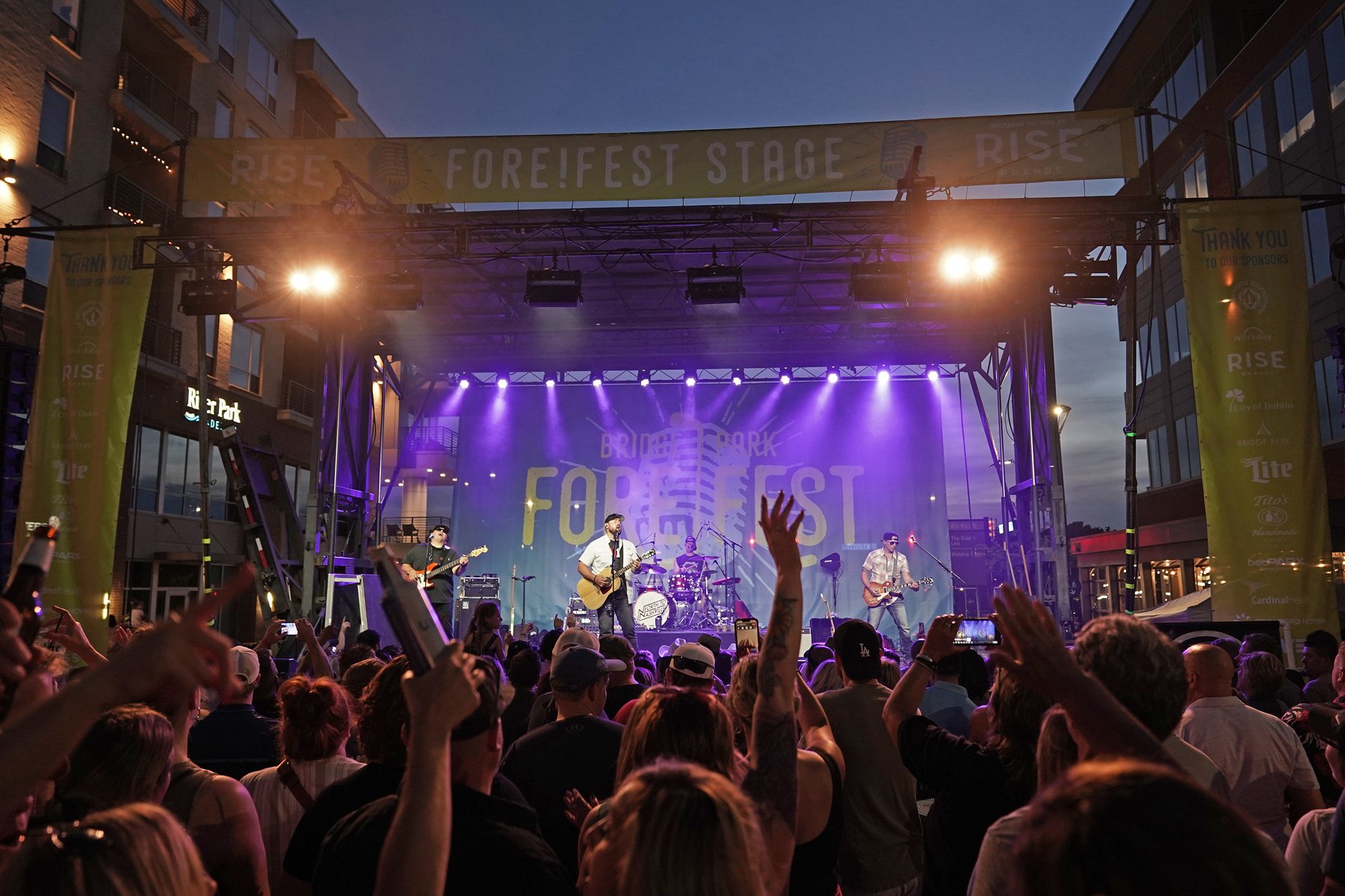 Columbus_Ohio_Forefest_Bridge_Park_Event_Photography_night.jpg