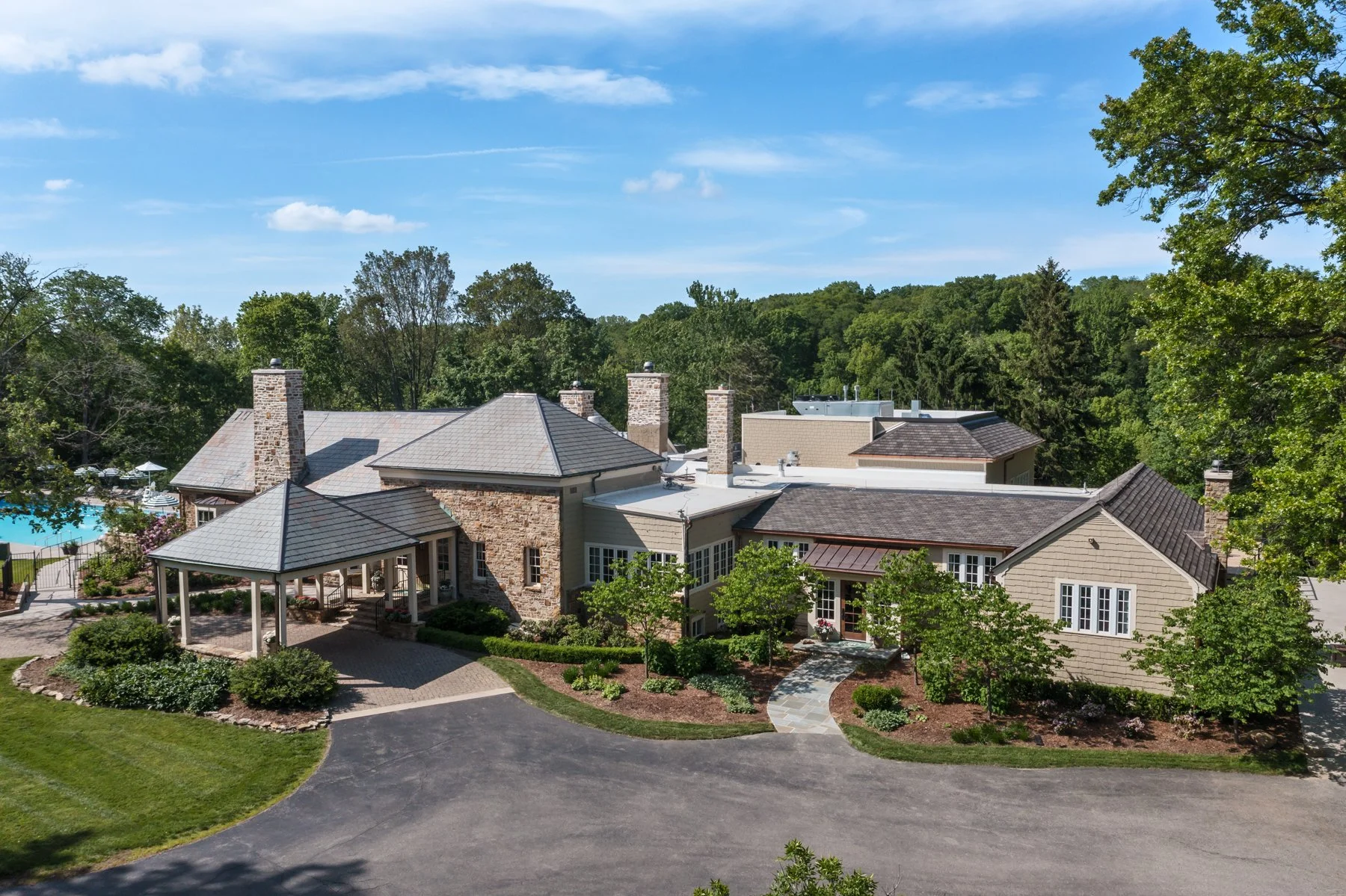 Rocky-Fork-Country-Club-Ohio-Exterior-Photography-Drone-Front-Elevation.jpg