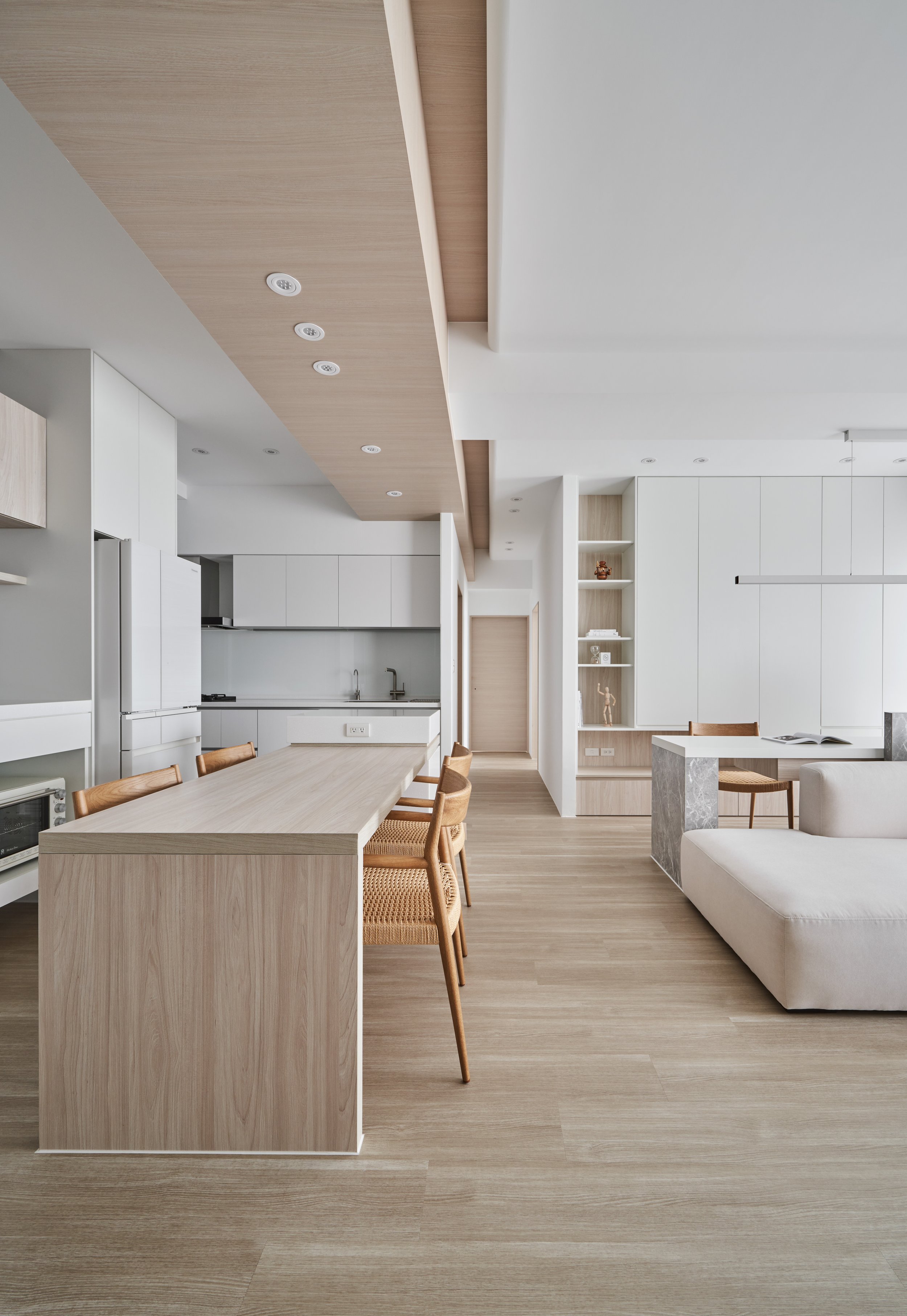 Indahouse_Cloudsky-210.jpg
