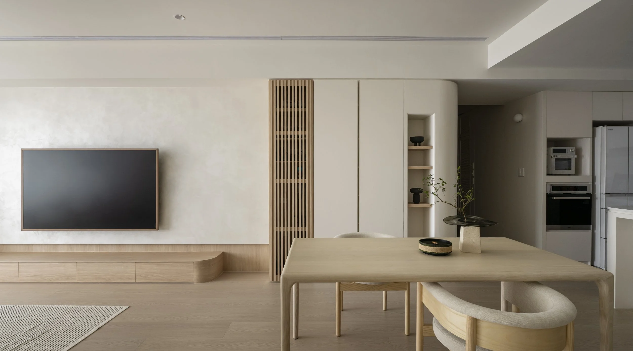 No.010 Lan House