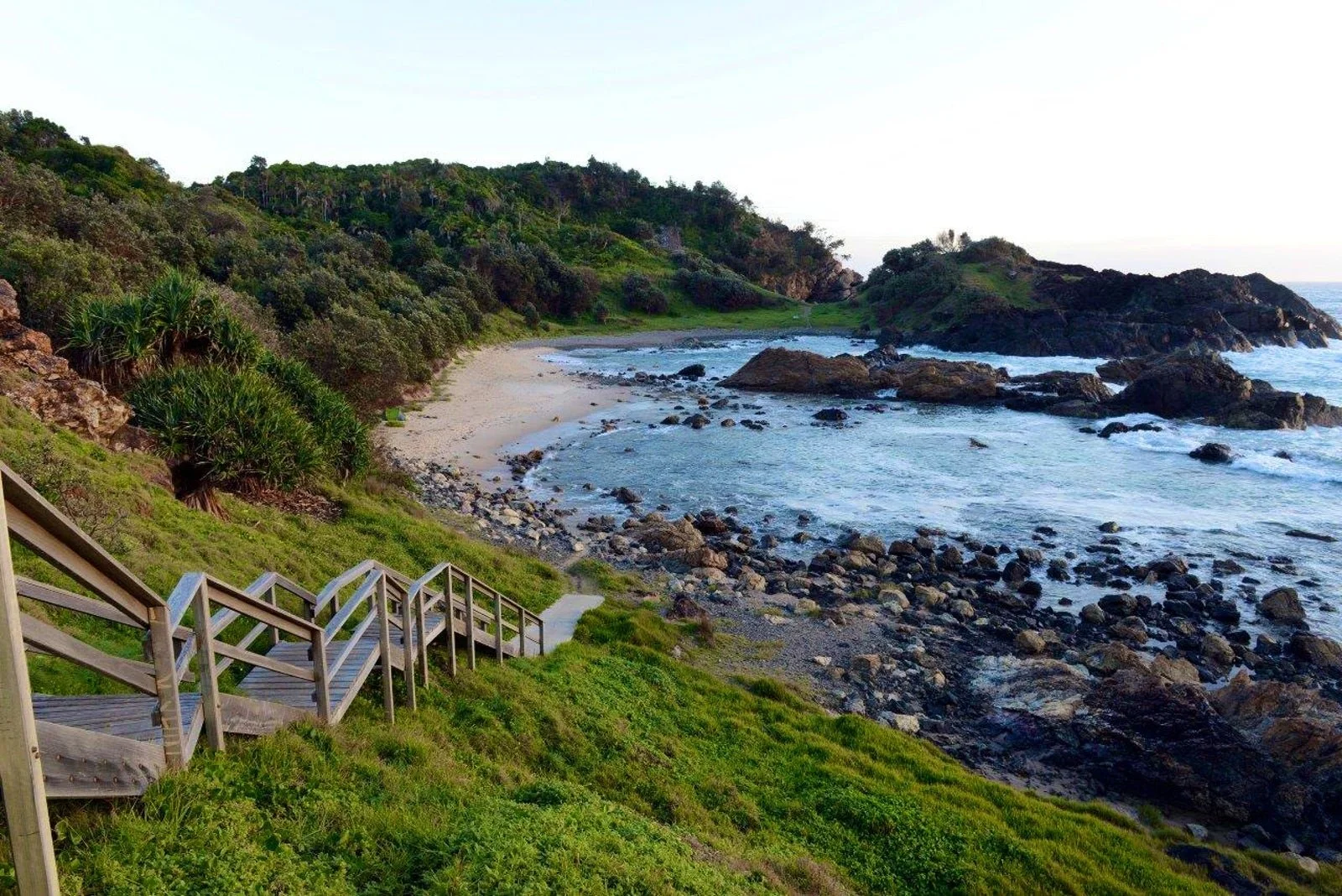 Beachside Backpackers, Port Macquarie, Hostel, Coastal Walk, free activities, surf, yoga, retreat, shuttle bus