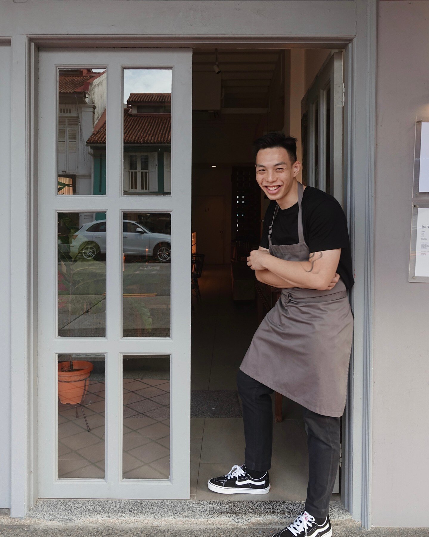 With a passion for cooking that's hotter than the flames on his stovetop, Chris has become a master of blending traditional Singaporean dishes with a twist of Western flair. Drawing inspiration from his talented mother, Chris spent hours watching her