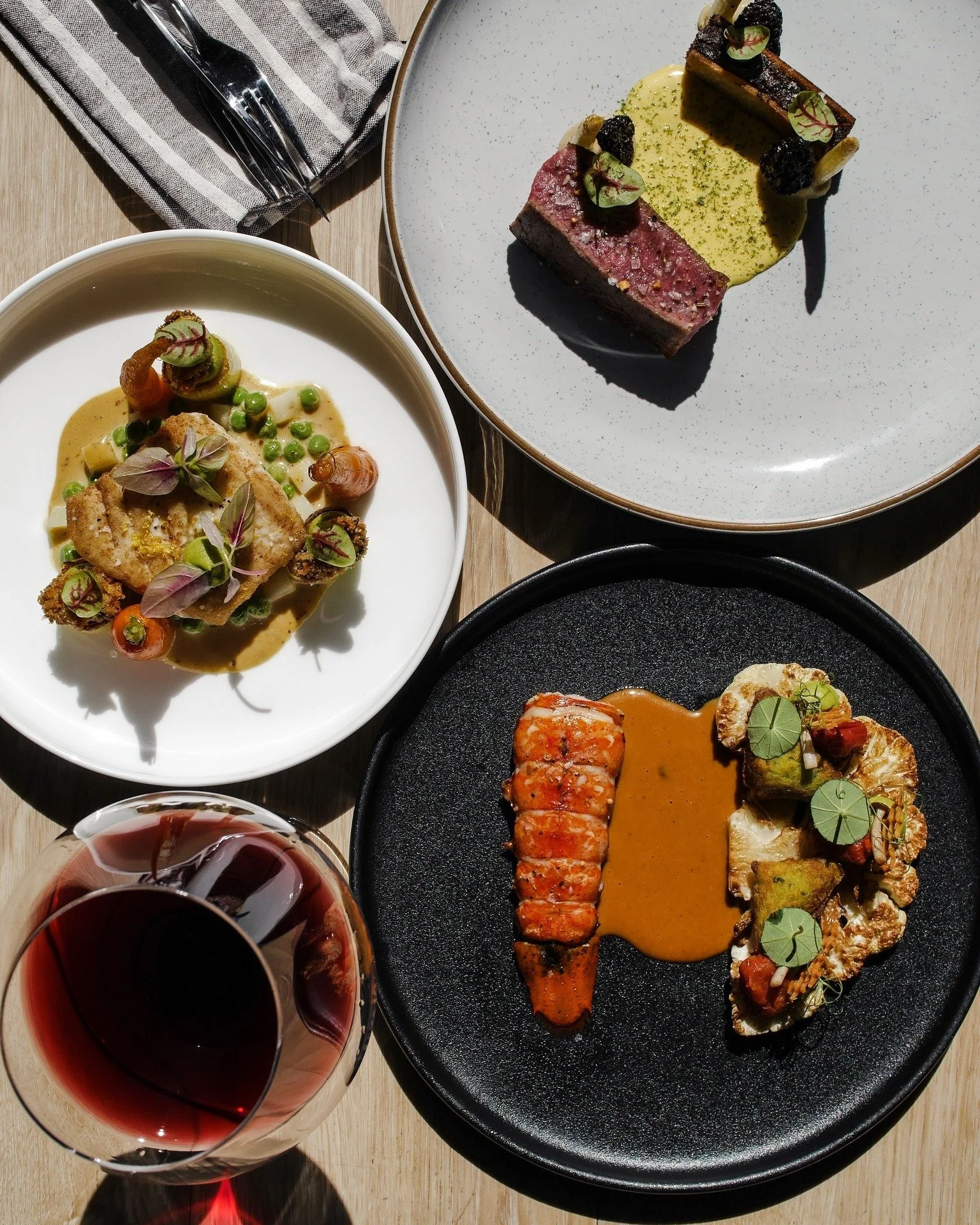 Oxalis plates across a table