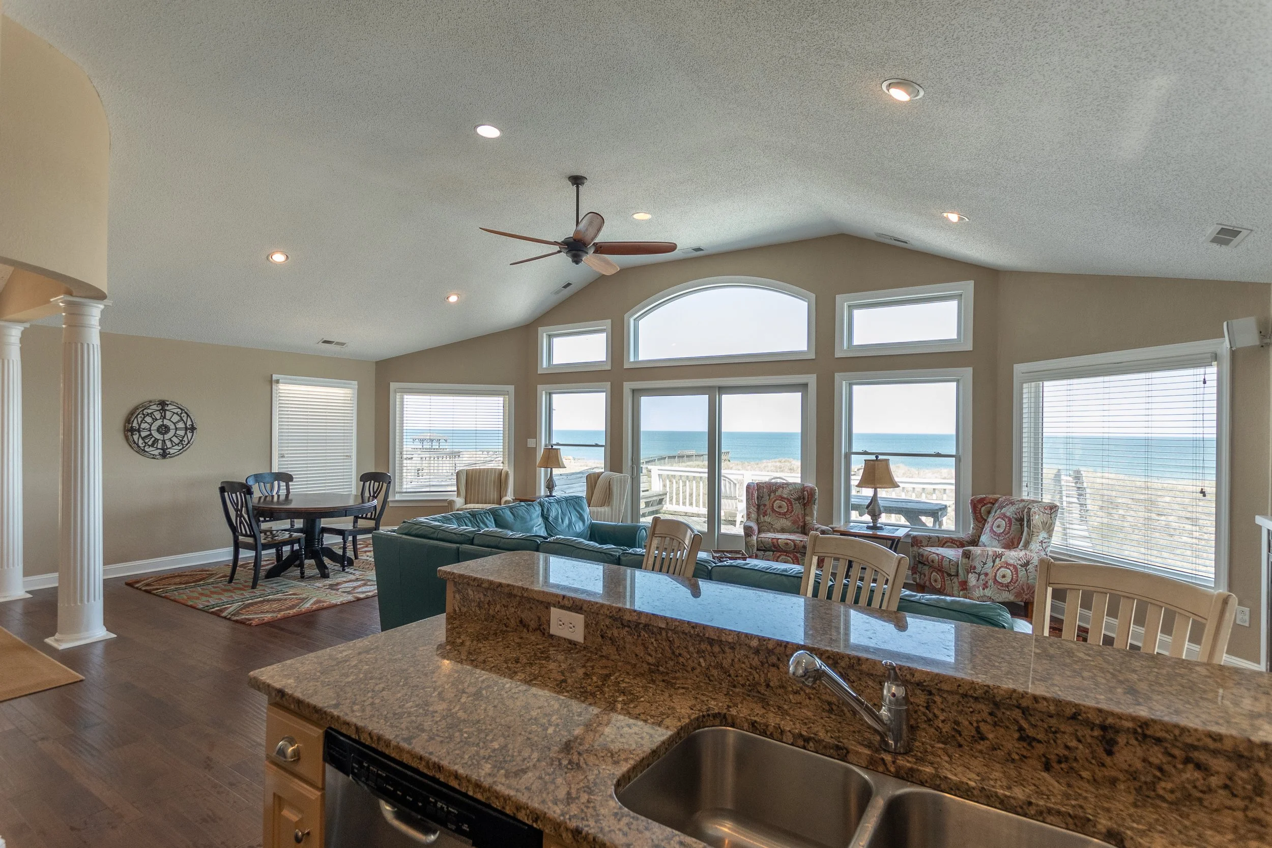 KITTY HAWK REAL ESTATE