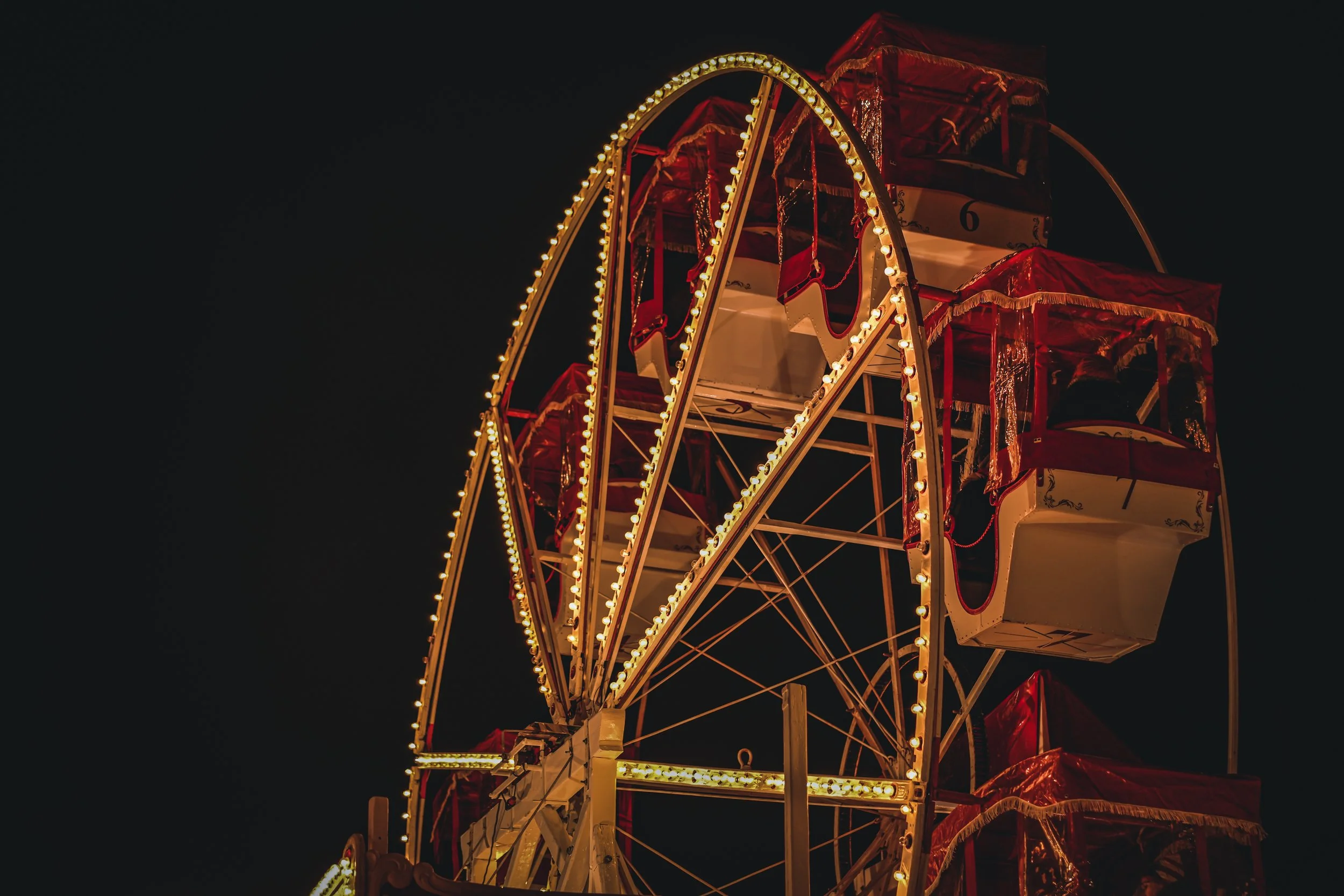 mariya_m-ferris-wheel-7637669.jpg