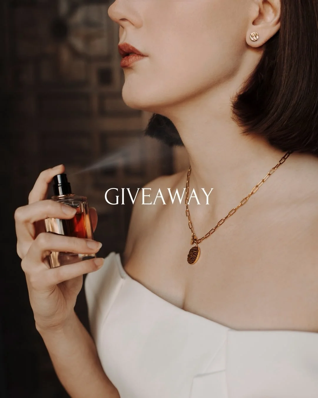 🎁 GIVEAWAY! ✨
 Passend zu diesem wundervollen Fr&uuml;hlingswetter im Moment, verlose ich zusammen mit @icrush_jewelry dieses sch&ouml;ne Fr&uuml;hlingsset bestehend aus einer Kette und einem Paar Ohrringe! Ganz nach dem Motto: In diesem Fr&uuml;hli