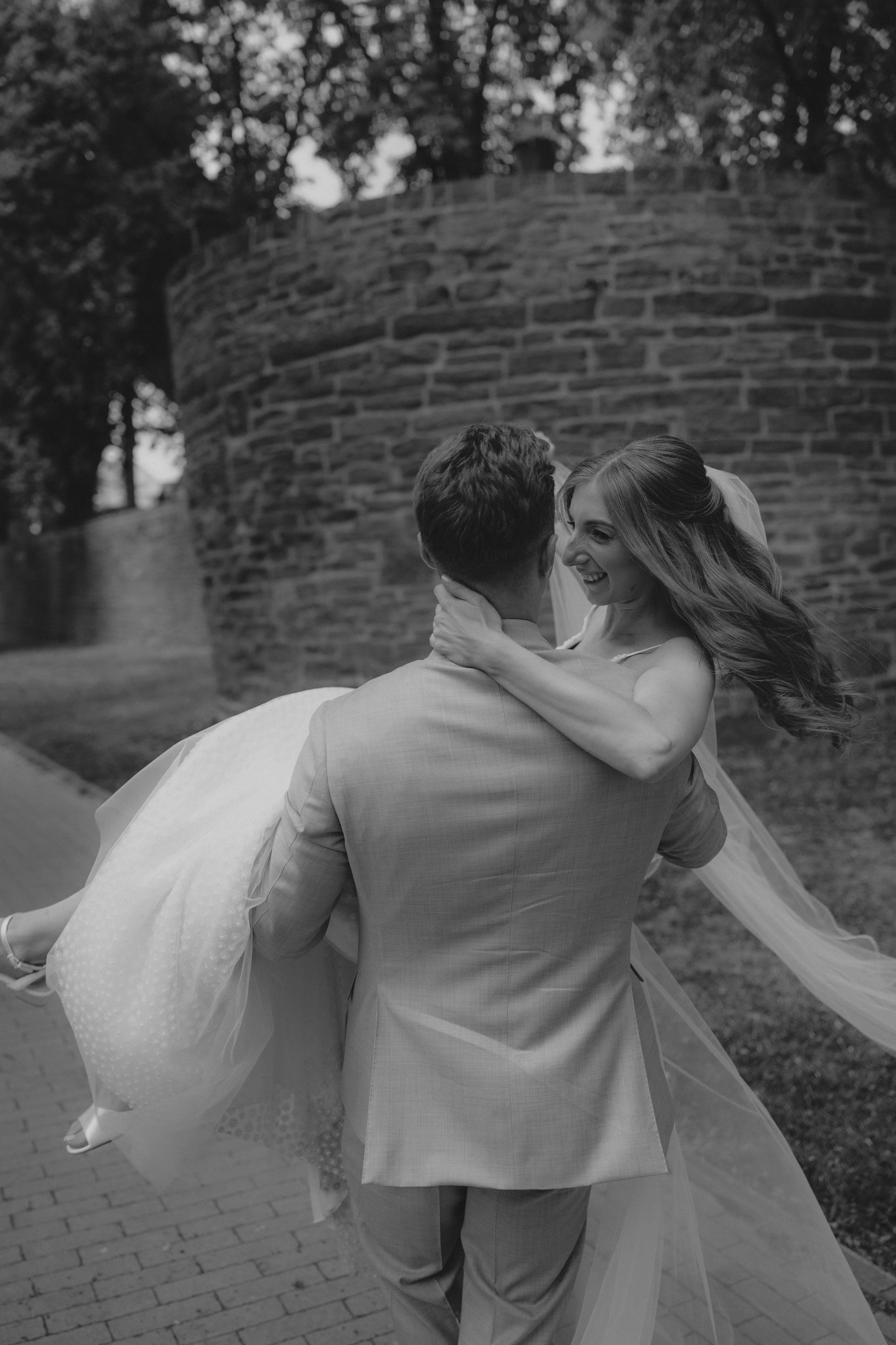 4 Brautpaarshooting Rosengarten-298.jpg