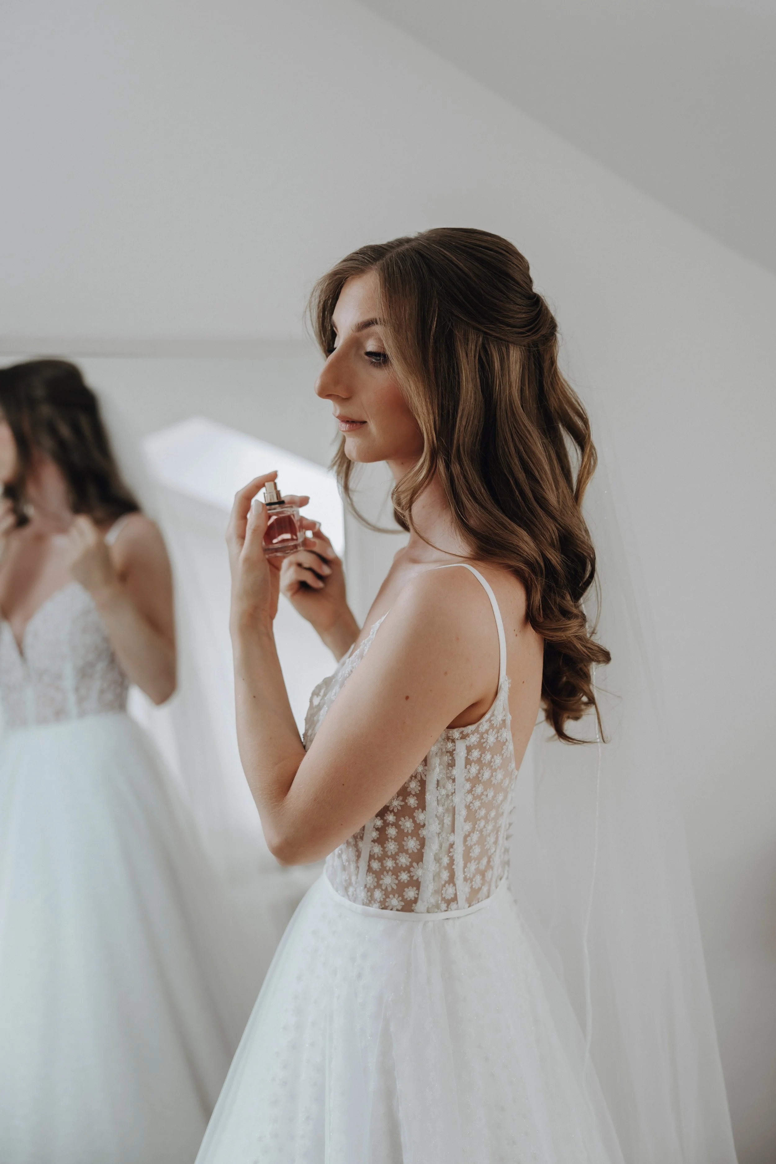 2 Getting Ready Yvonne-183.jpg