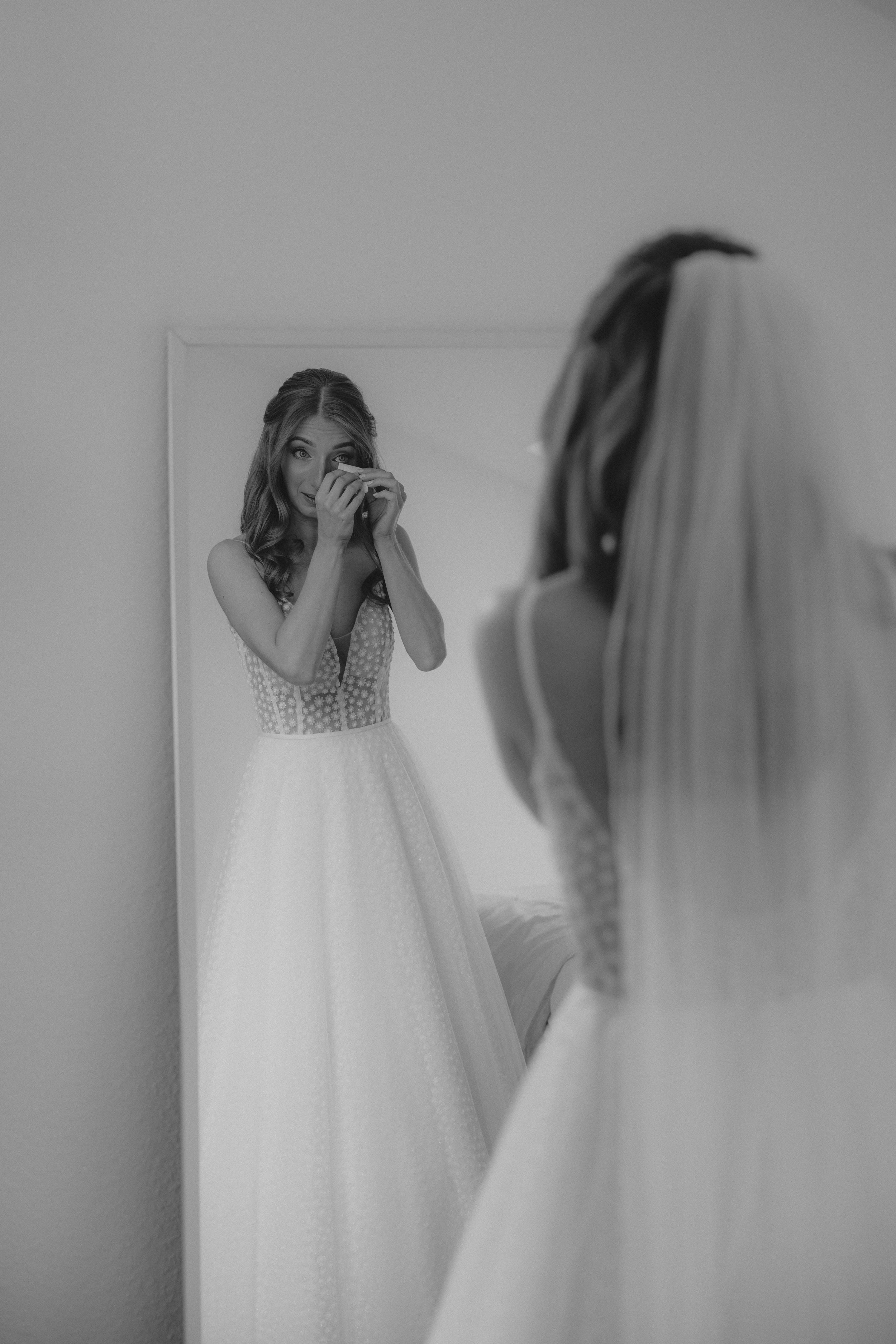 2 Getting Ready Yvonne-180.jpg