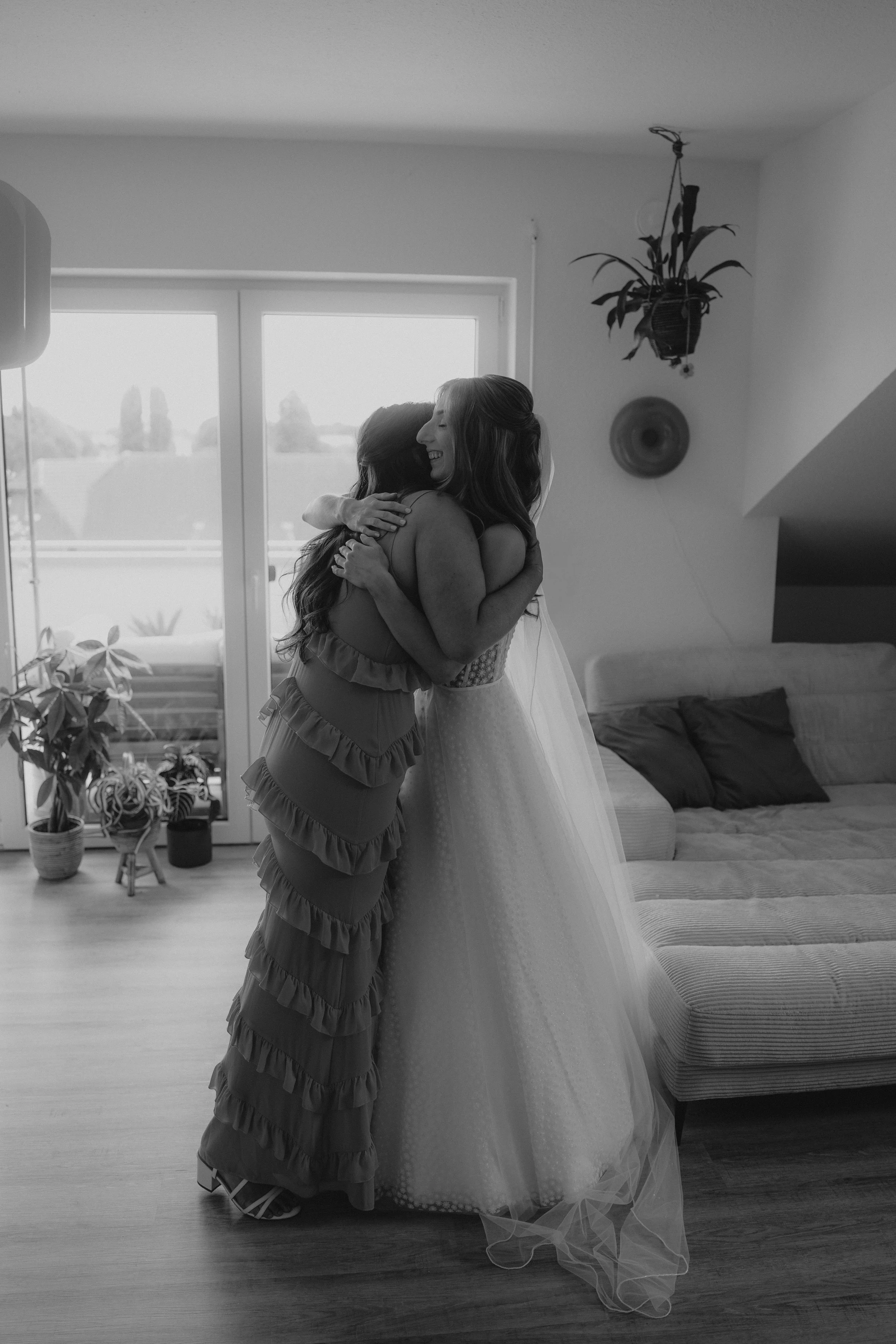 2 Getting Ready Yvonne-170.jpg