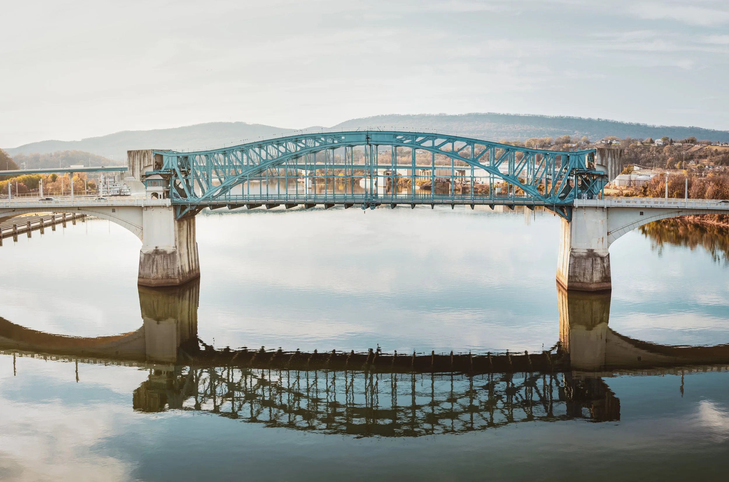 bridgeee.jpg
