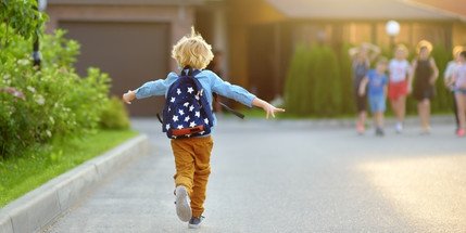 Parler pour que les enfants apprennent à la maison et à l’école