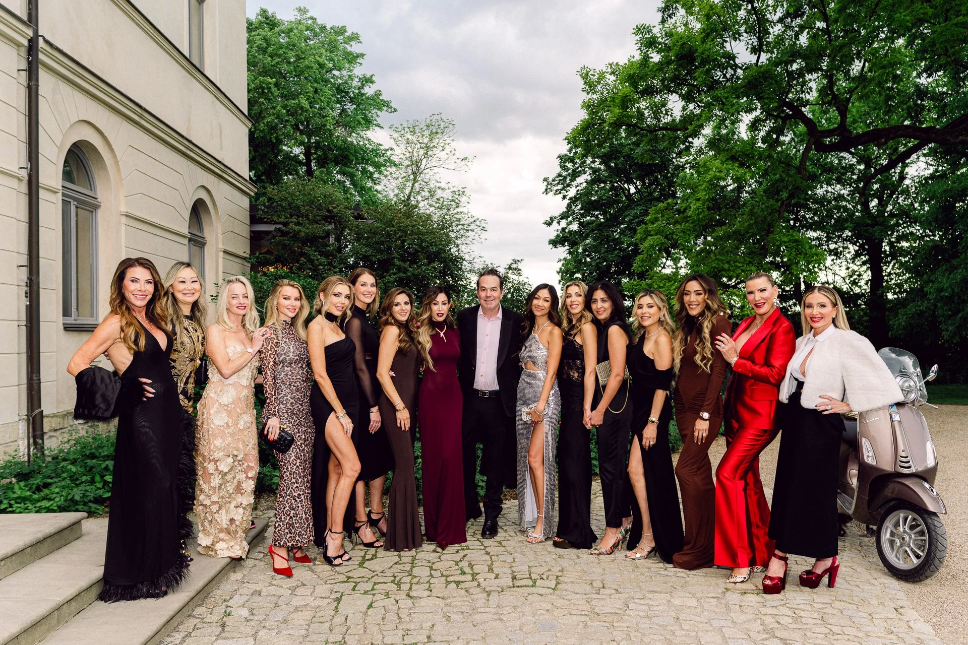 Birthday Party Chateau Mcely-132.jpg