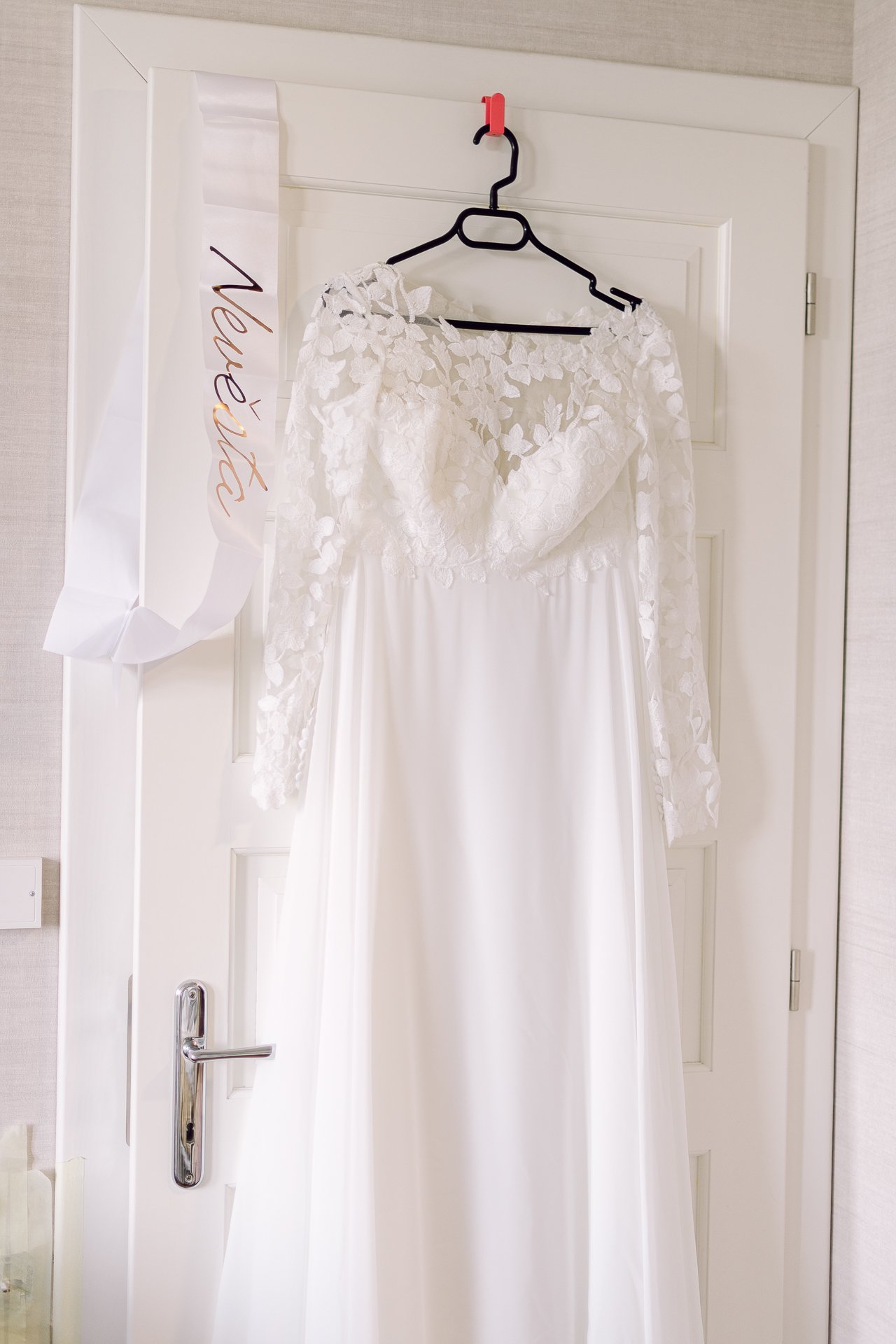1_Lenka a Honza _ Wedding-25.jpg